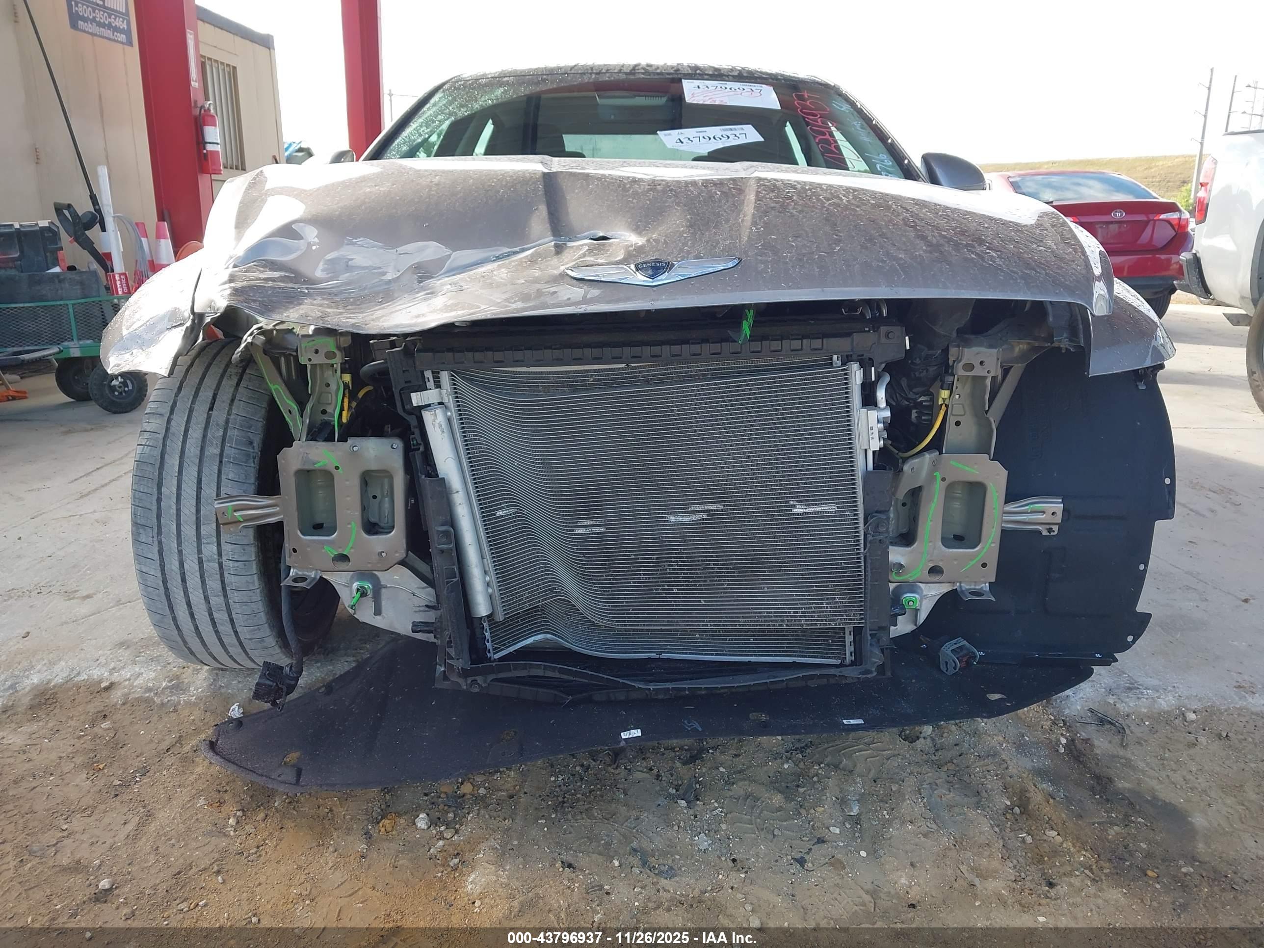 GENESIS G80 image 6