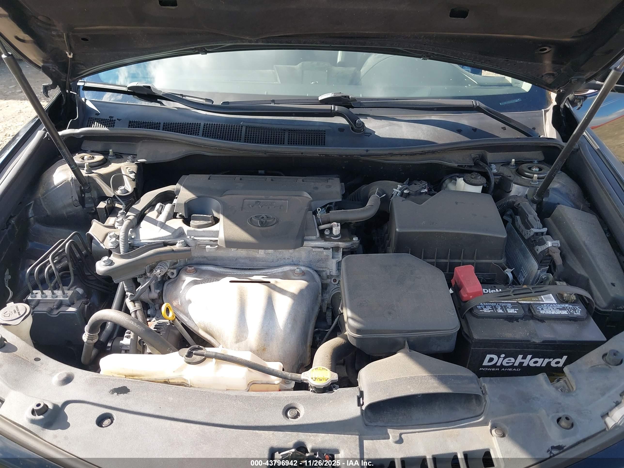 TOYOTA CAMRY image 10