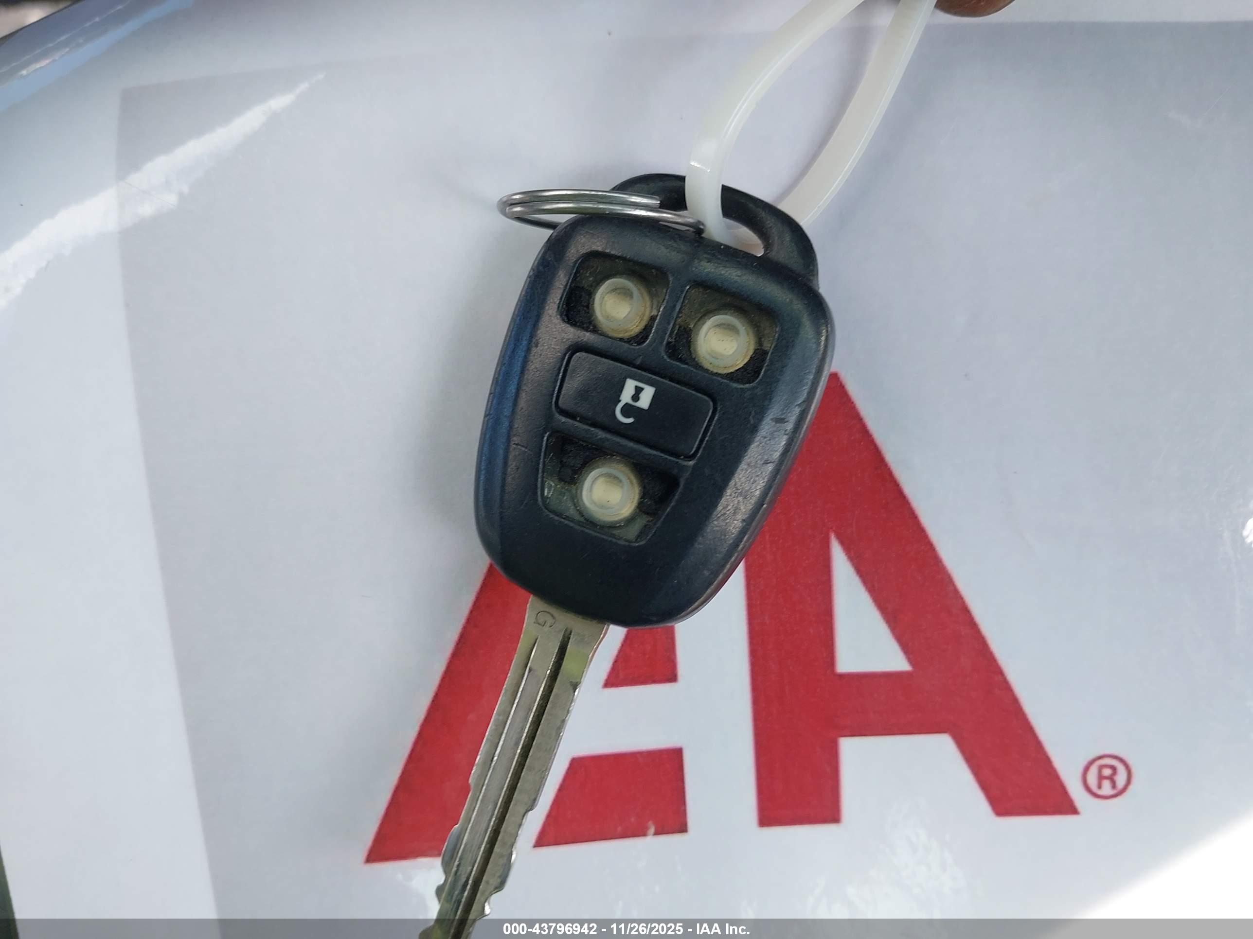 TOYOTA CAMRY image 11