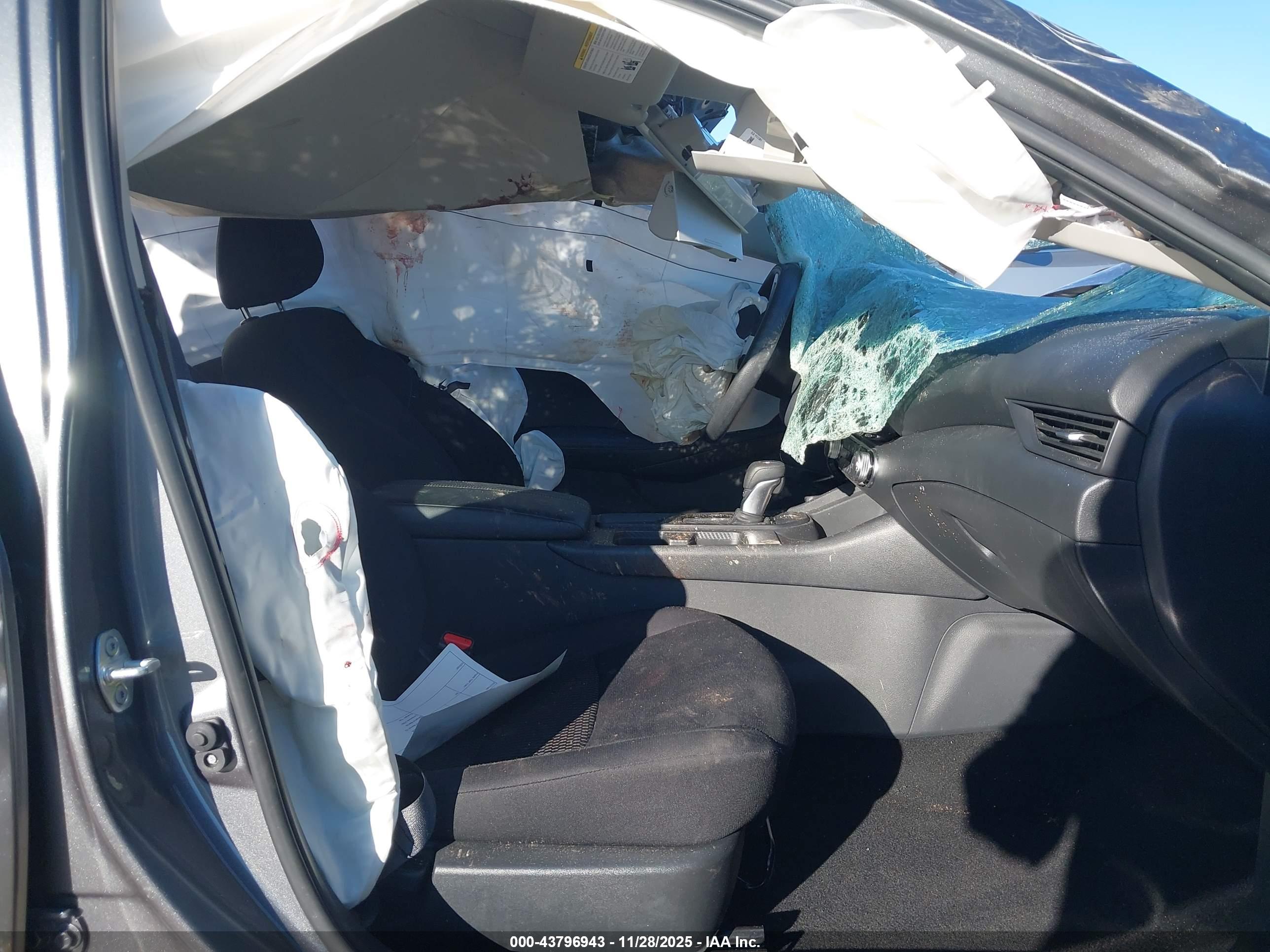 NISSAN SENTRA image 5