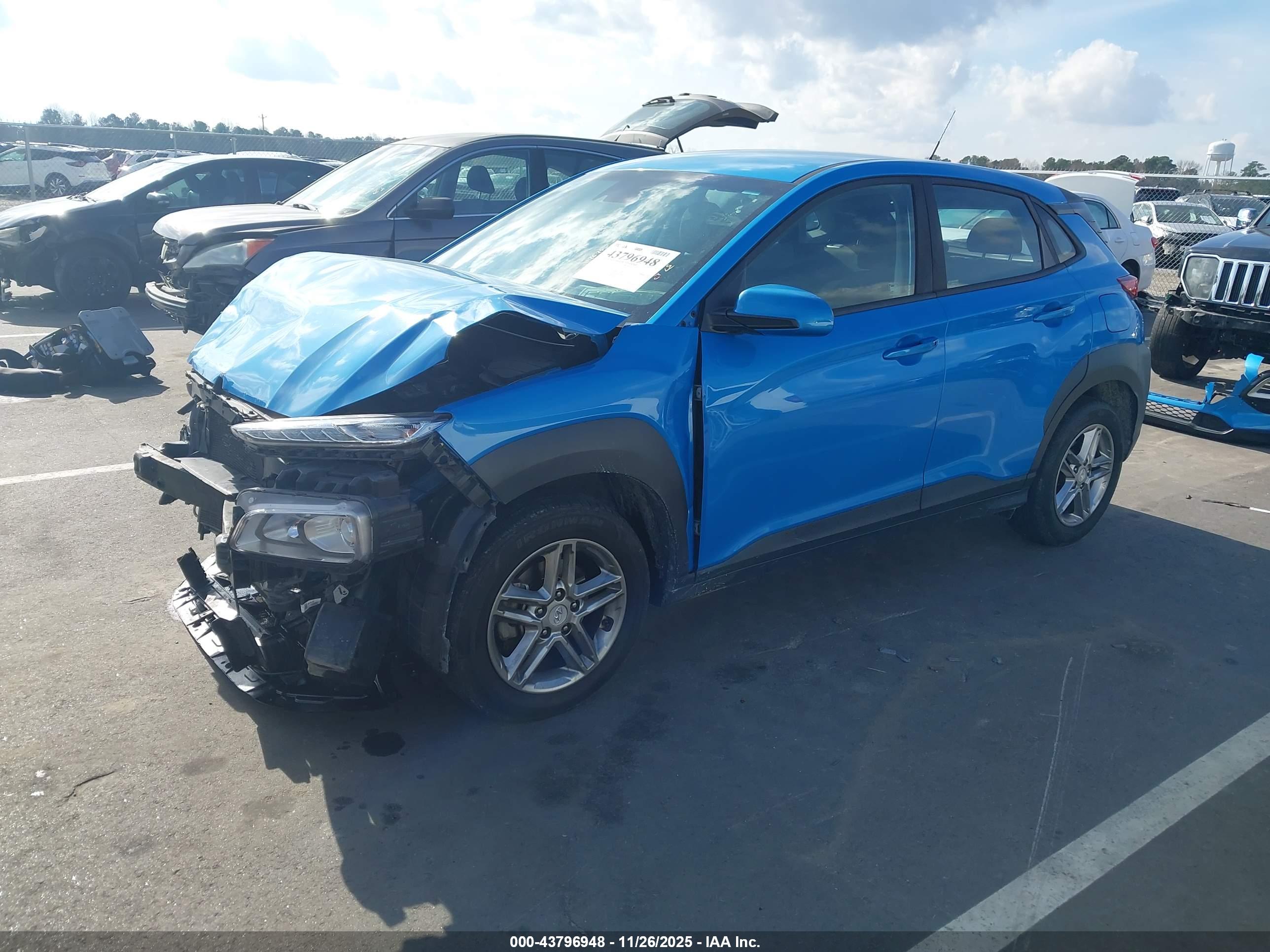 HYUNDAI KONA image 2