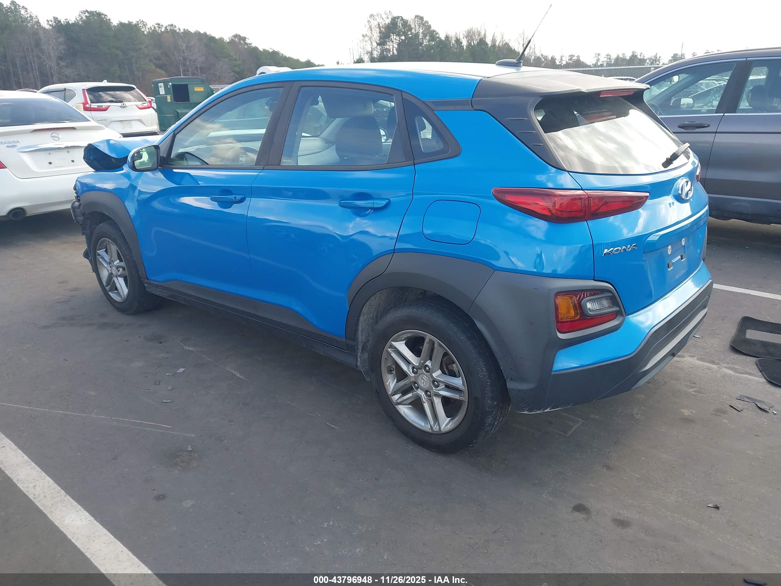 HYUNDAI KONA image 3
