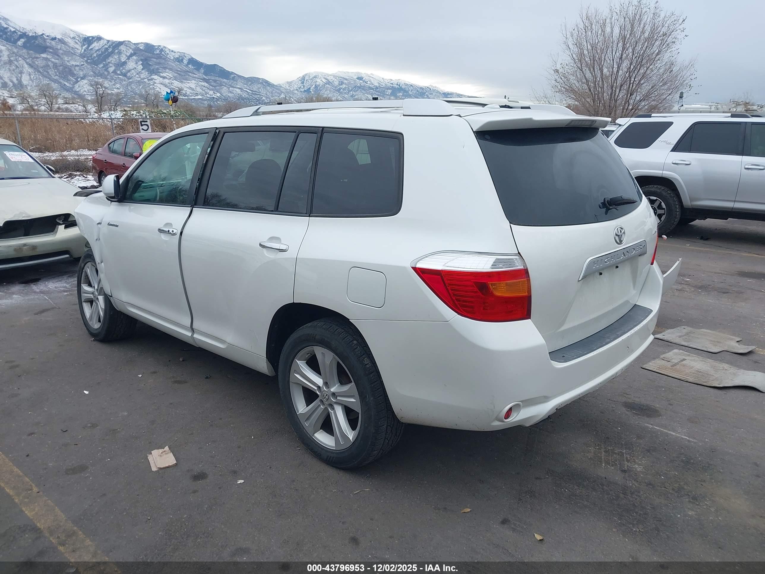 TOYOTA HIGHLANDER image 3