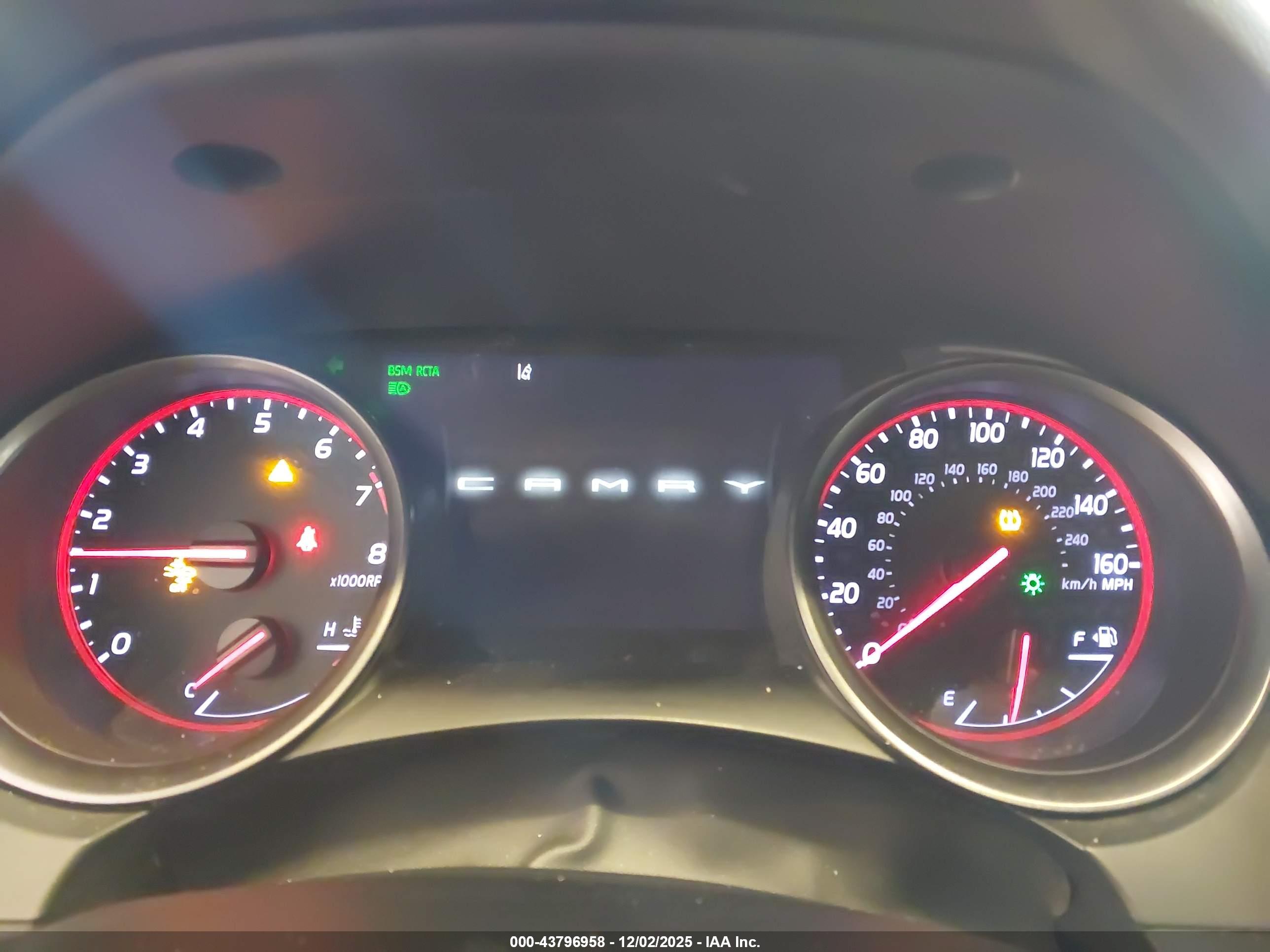 TOYOTA CAMRY image 7