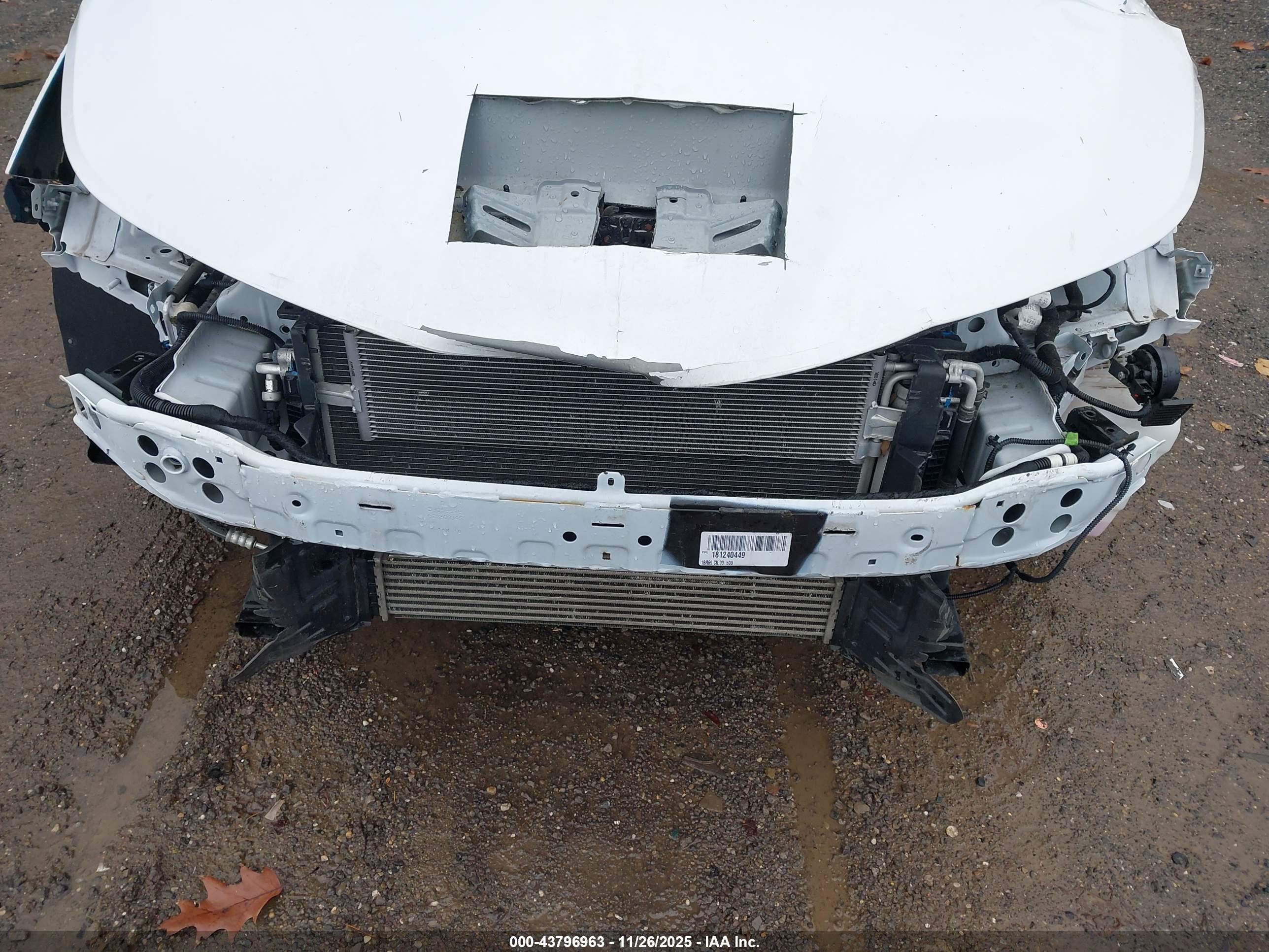 CHEVROLET CRUZE image 6