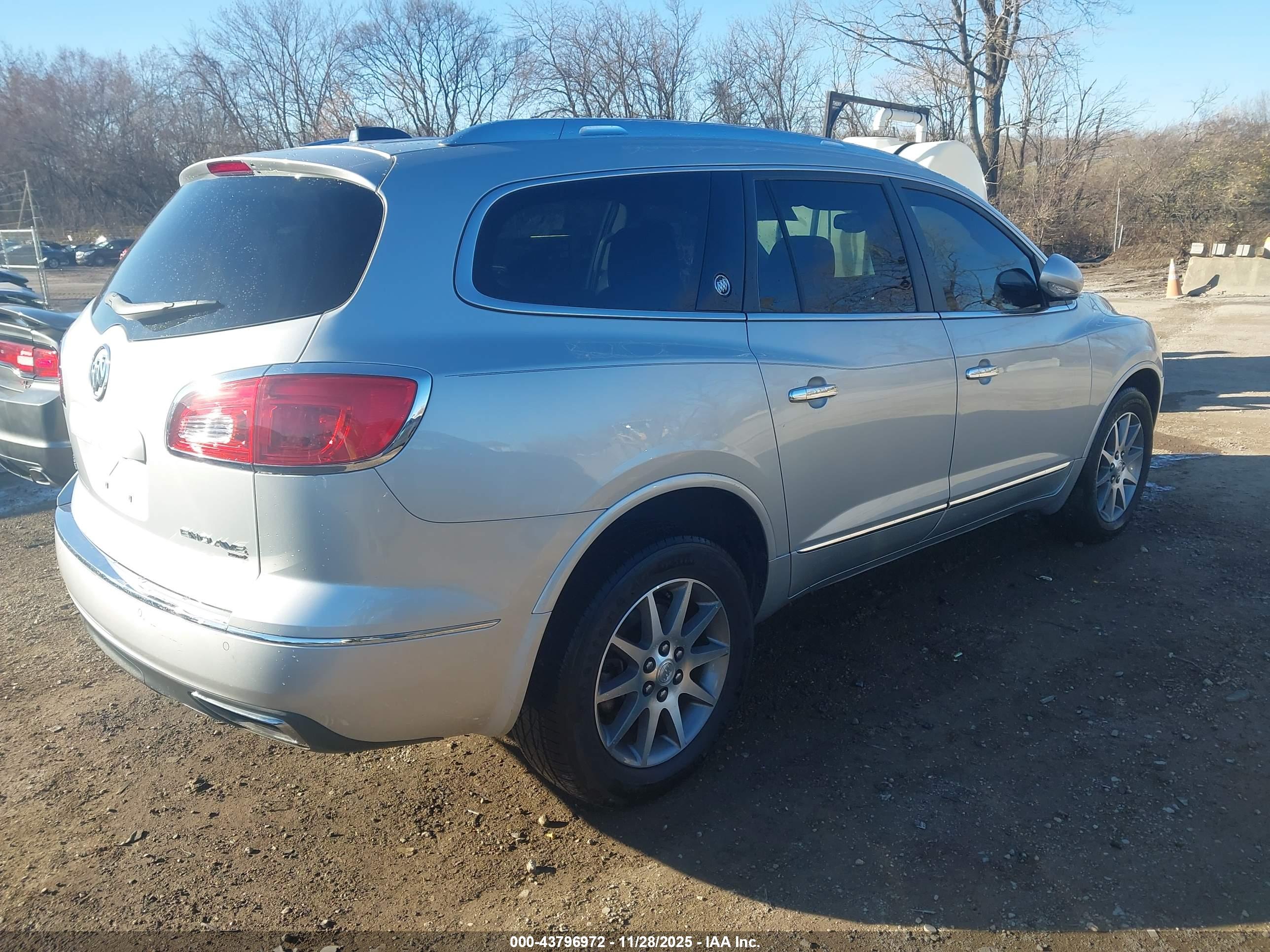 BUICK ENCLAVE image 4