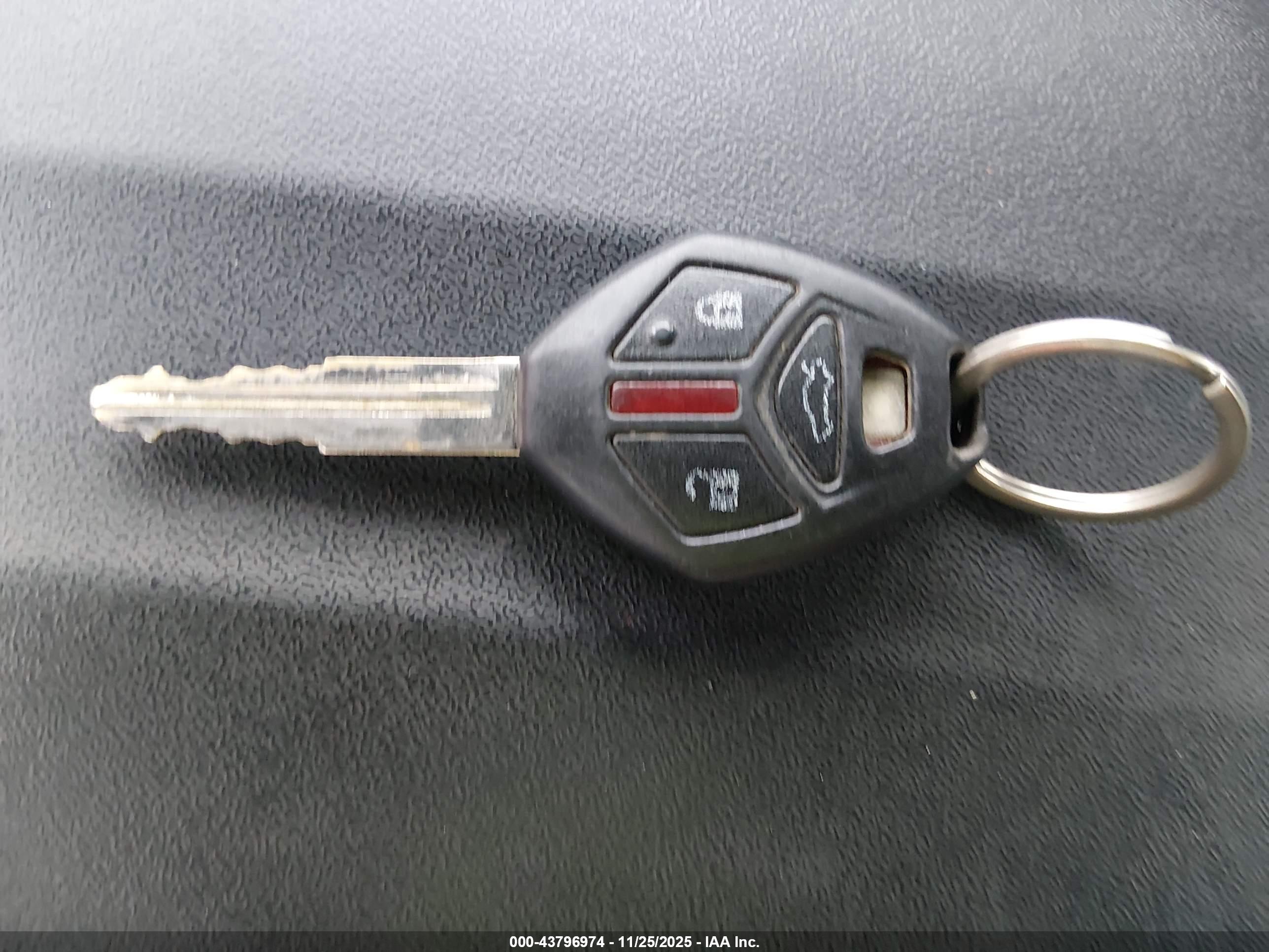MITSUBISHI GALANT image 11