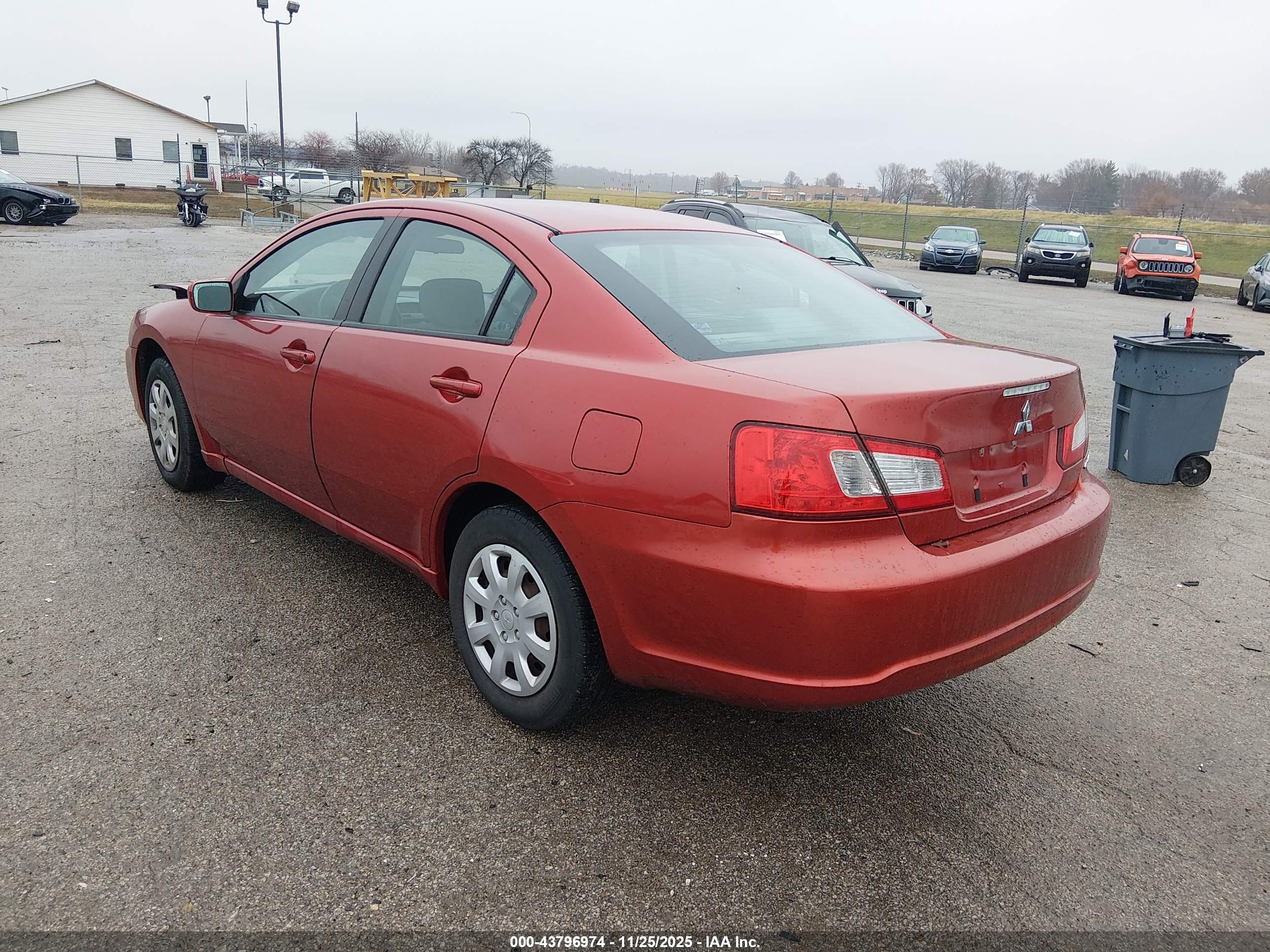 MITSUBISHI GALANT image 3