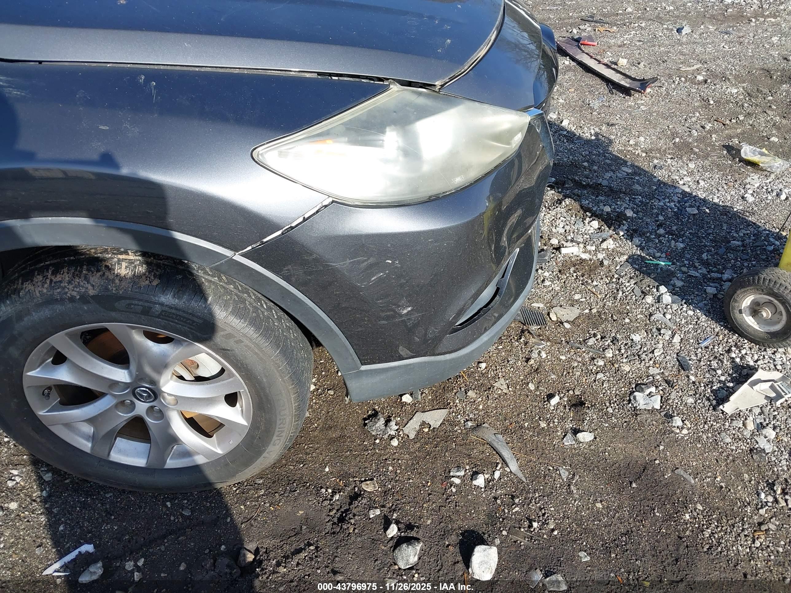 MAZDA CX-9 image 6