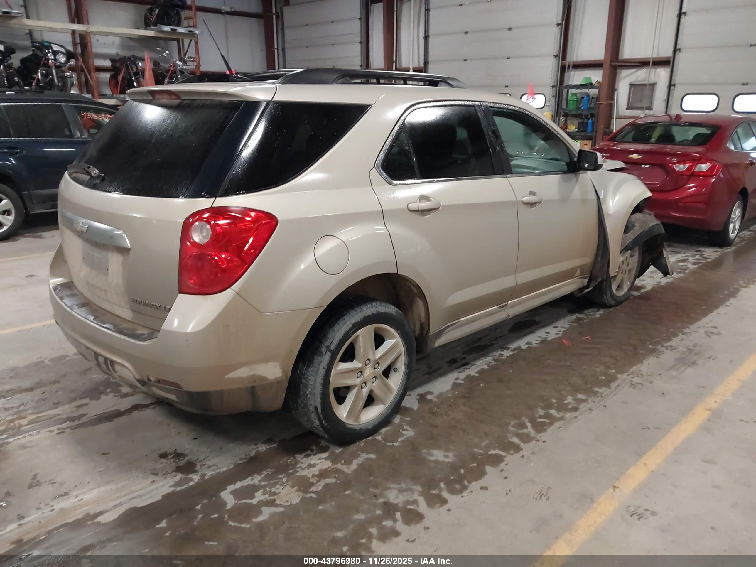 CHEVROLET EQUINOX image 4