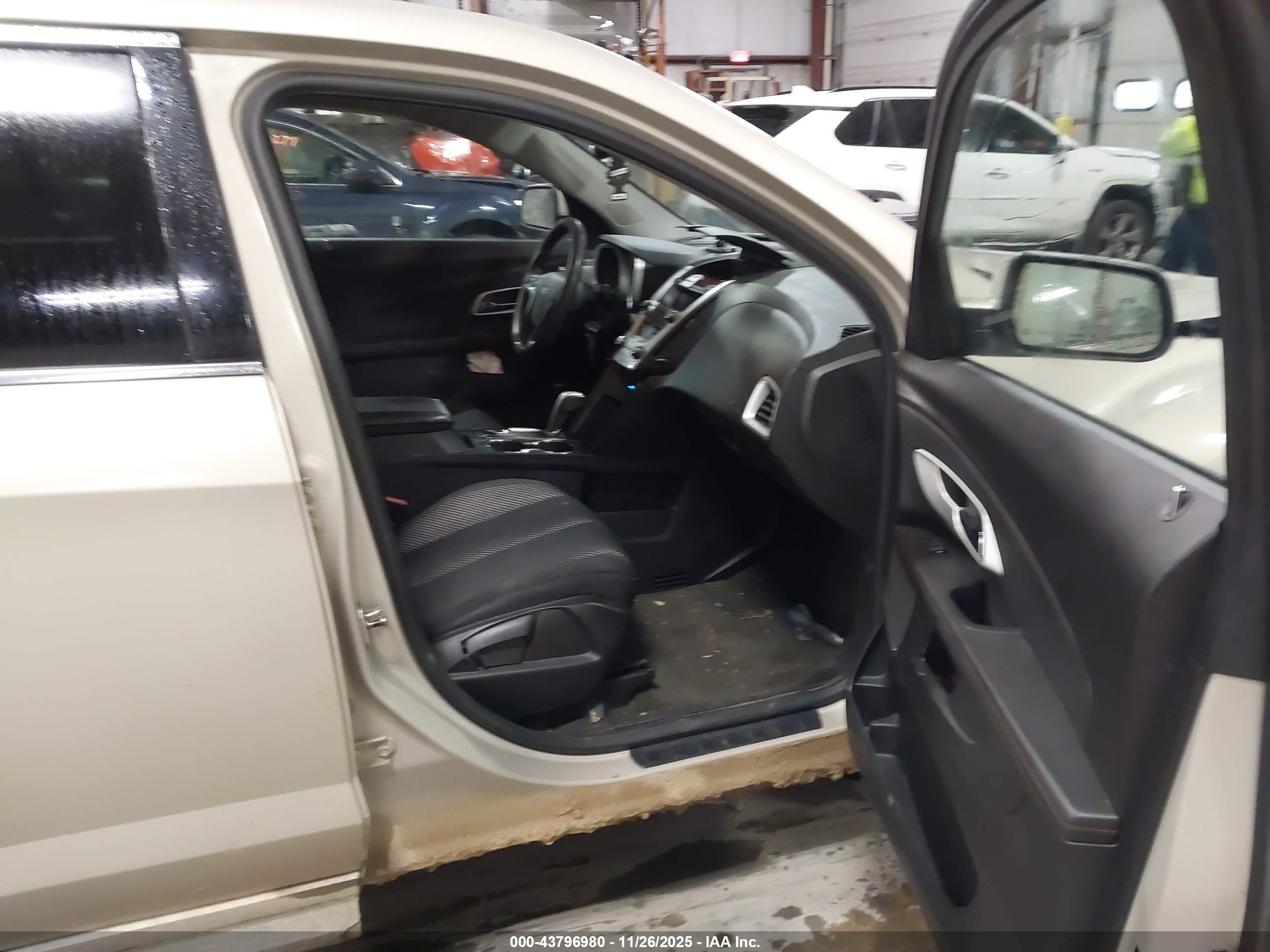 CHEVROLET EQUINOX image 5
