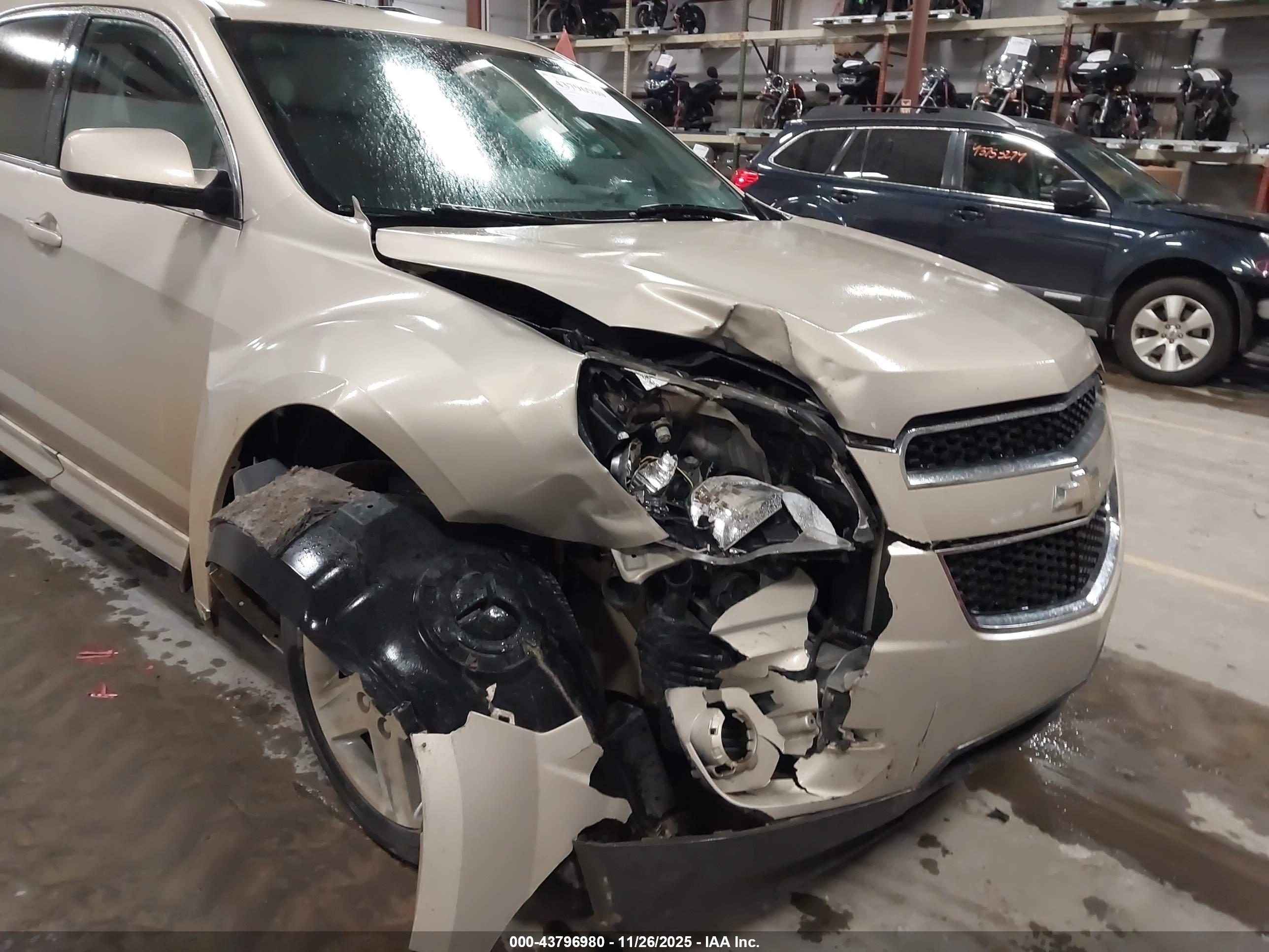 CHEVROLET EQUINOX image 6