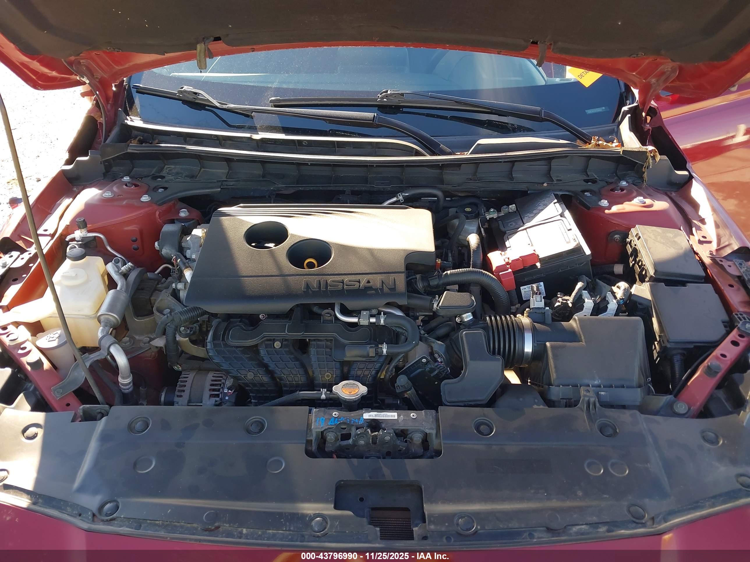 NISSAN ALTIMA image 10