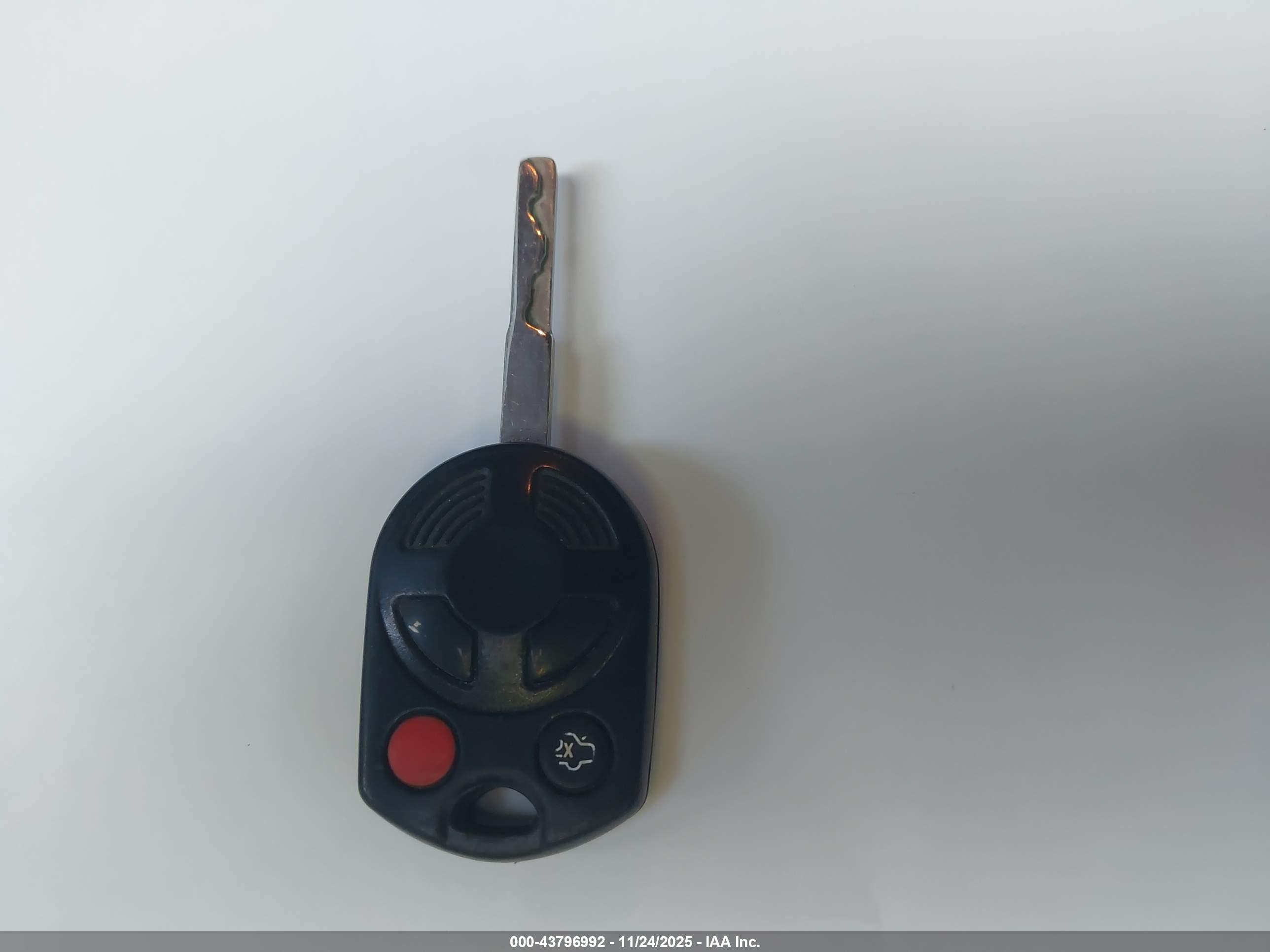 FORD FOCUS image 11