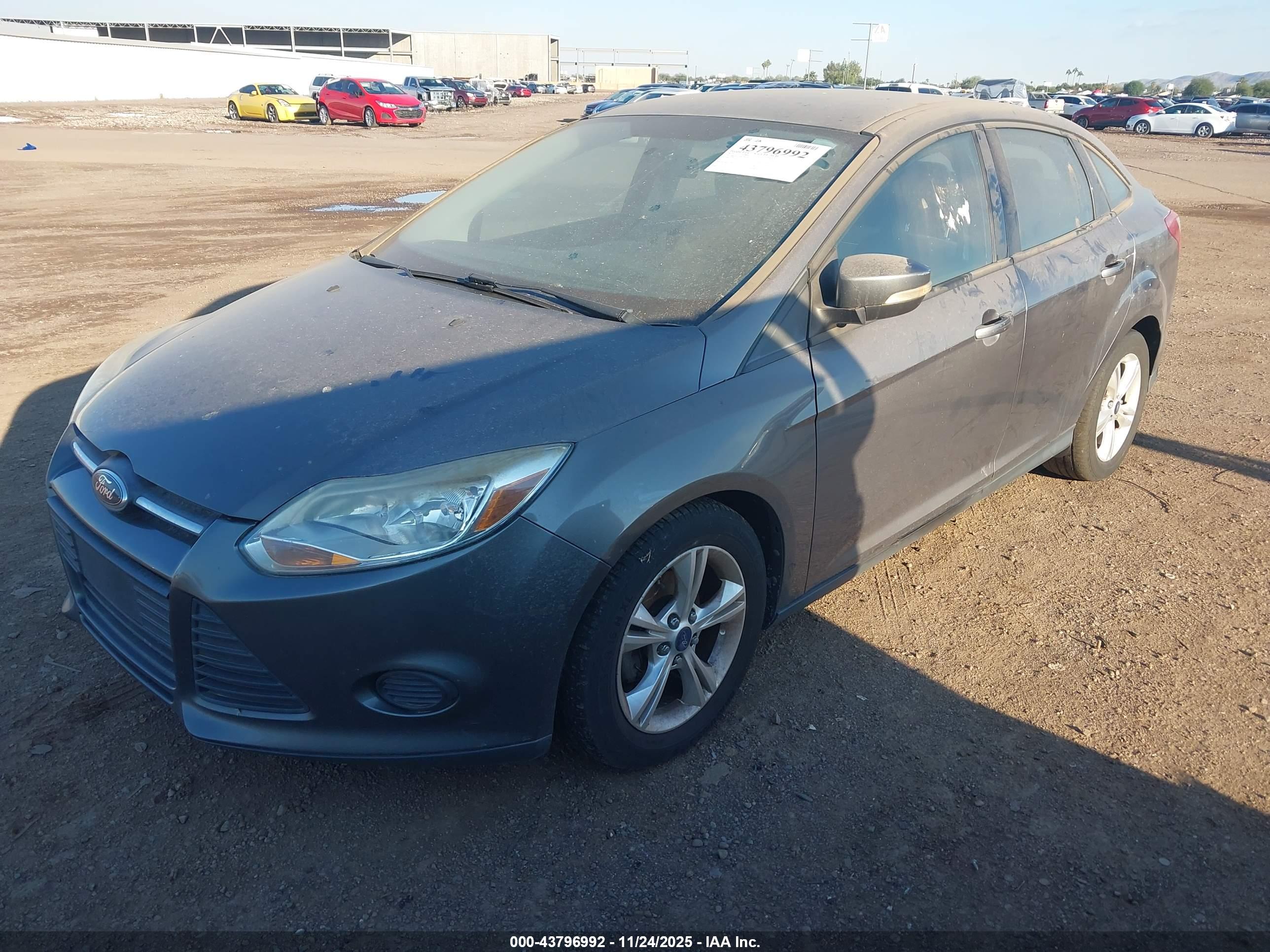 FORD FOCUS image 6