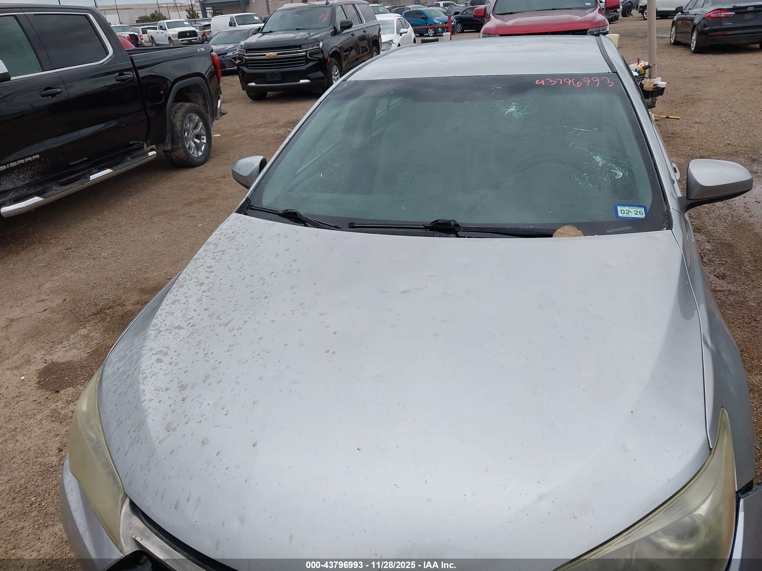 TOYOTA CAMRY image 6