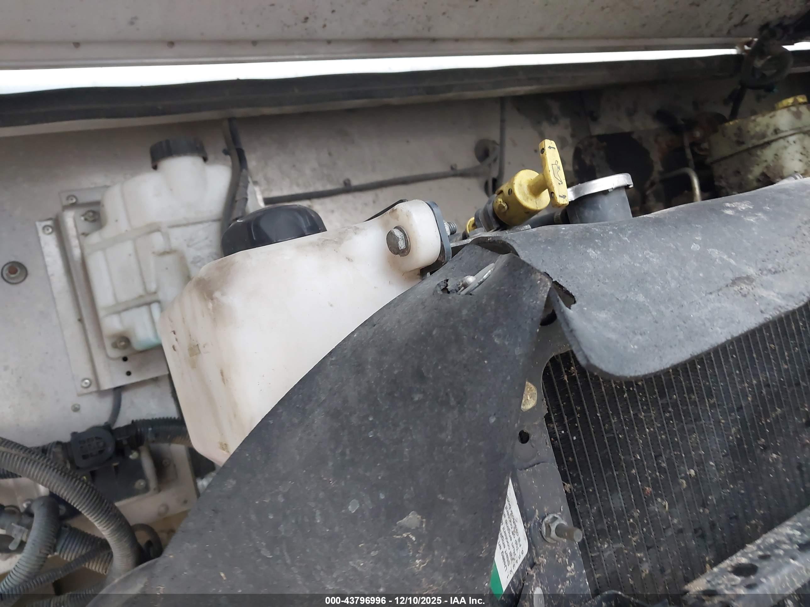 FREIGHTLINER MT45G image 10
