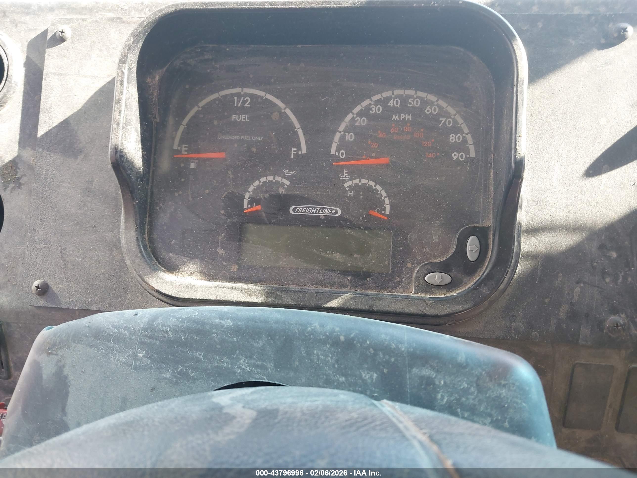 FREIGHTLINER MT45G image 6