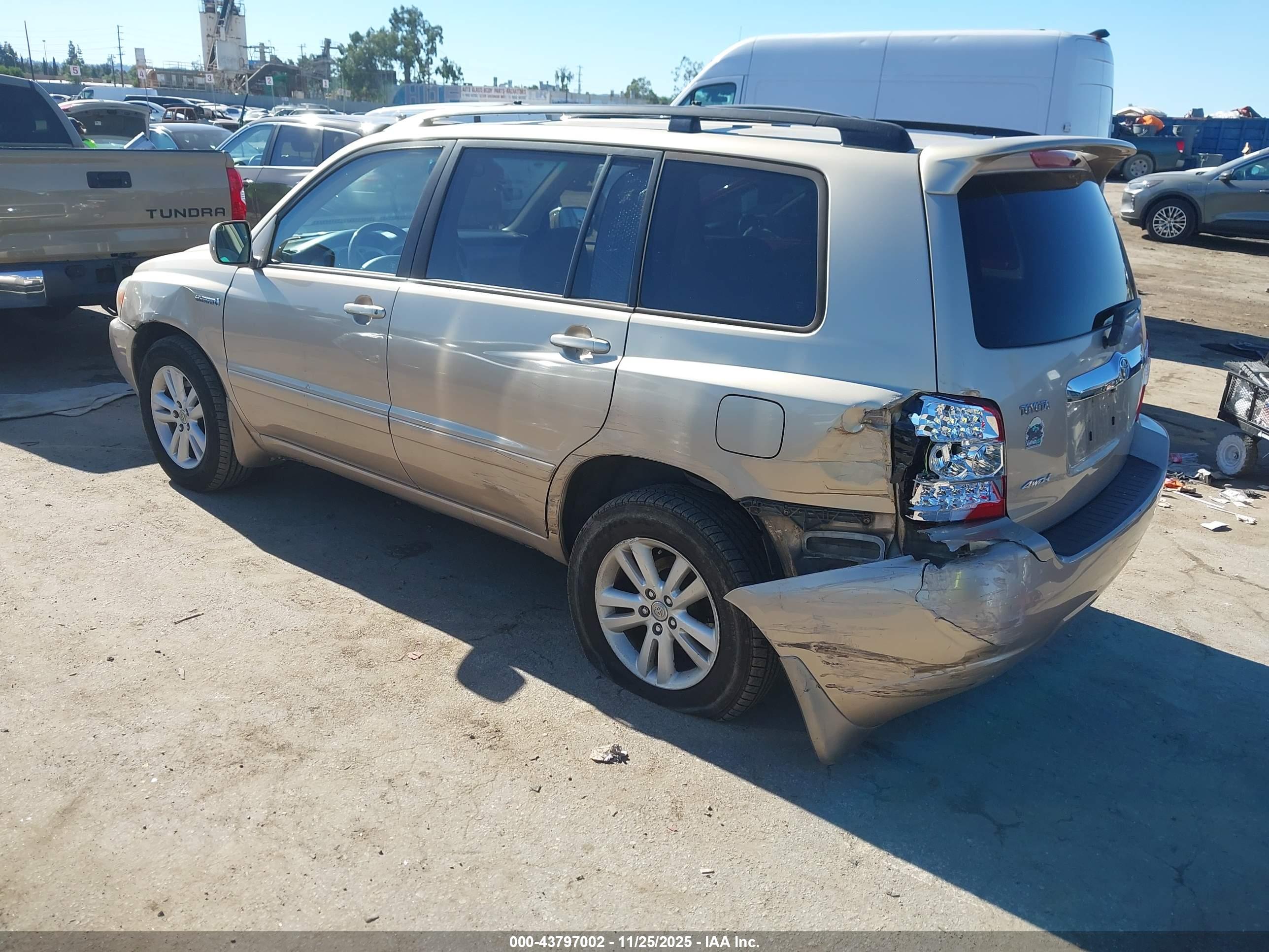 TOYOTA HIGHLANDER image 3