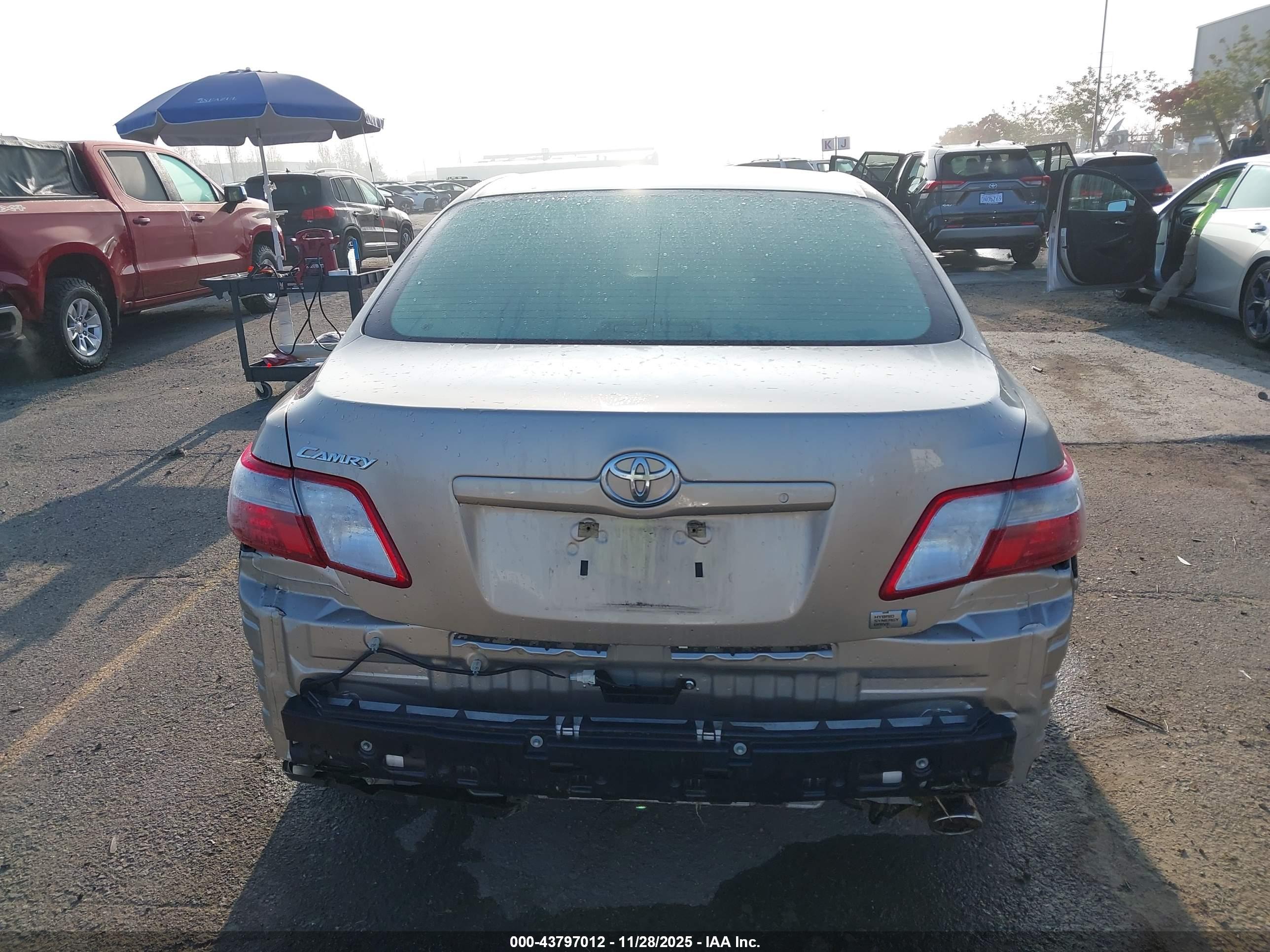 TOYOTA CAMRY image 6