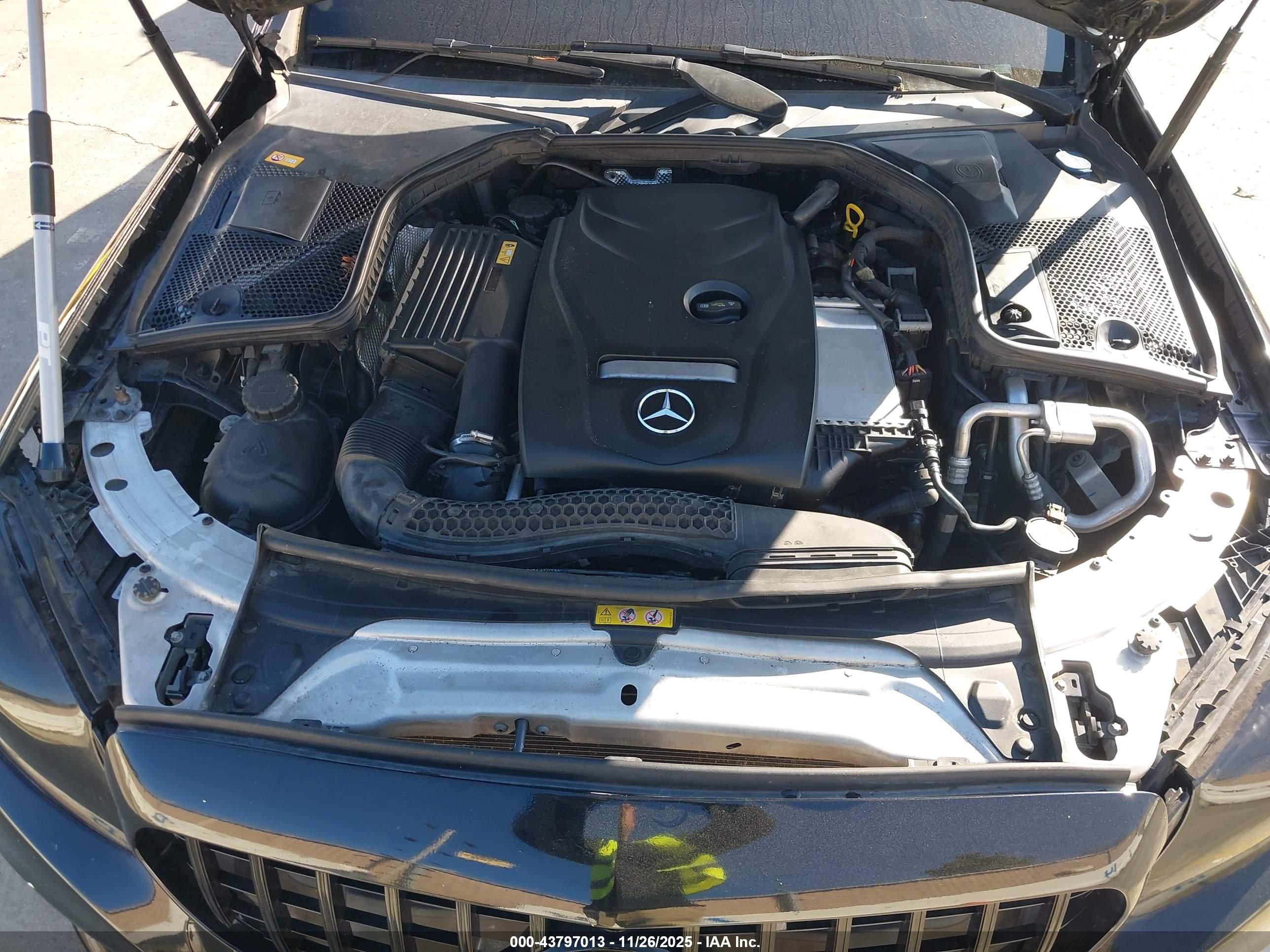 MERCEDES-BENZ C image 10