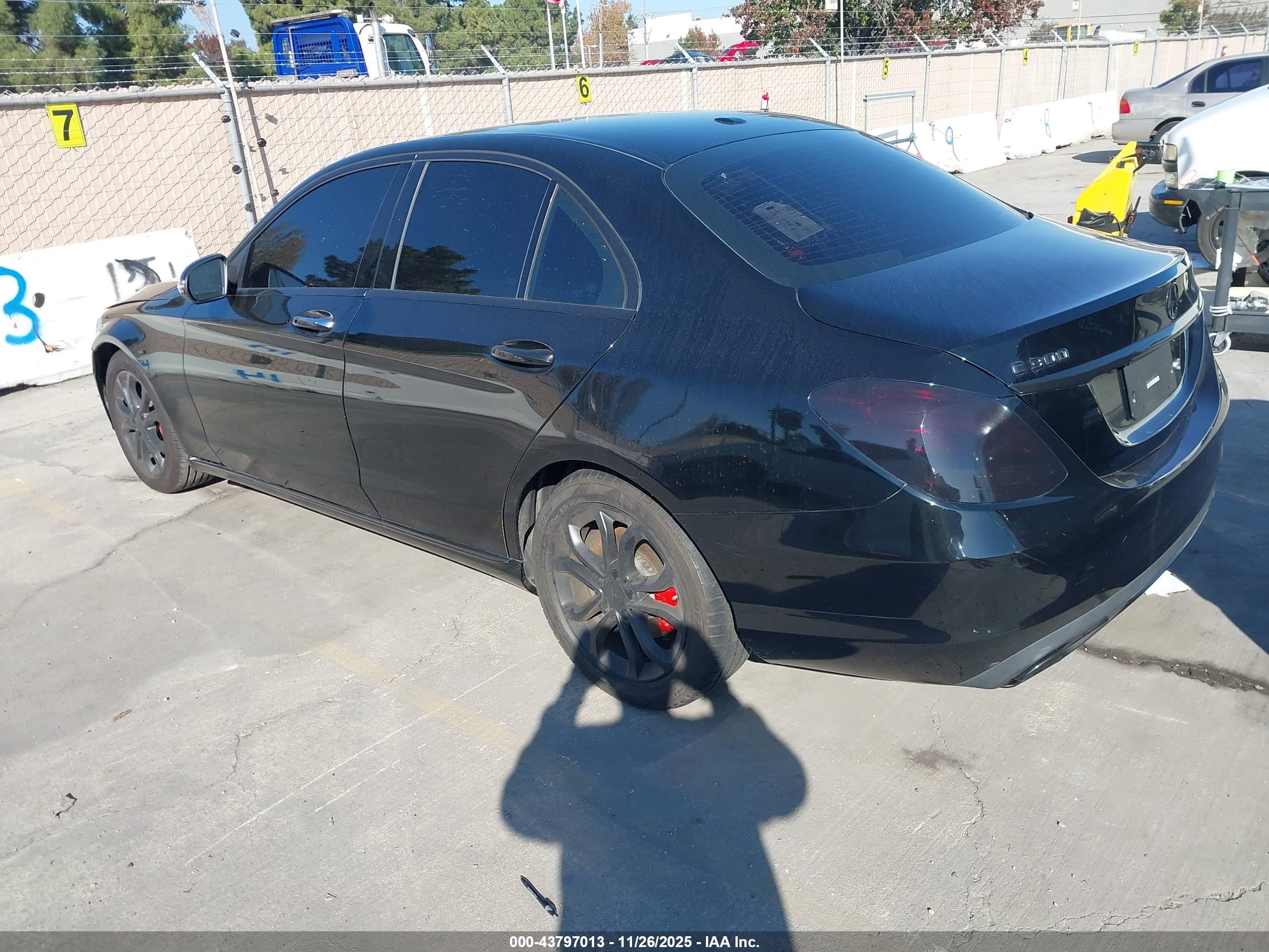 MERCEDES-BENZ C image 3
