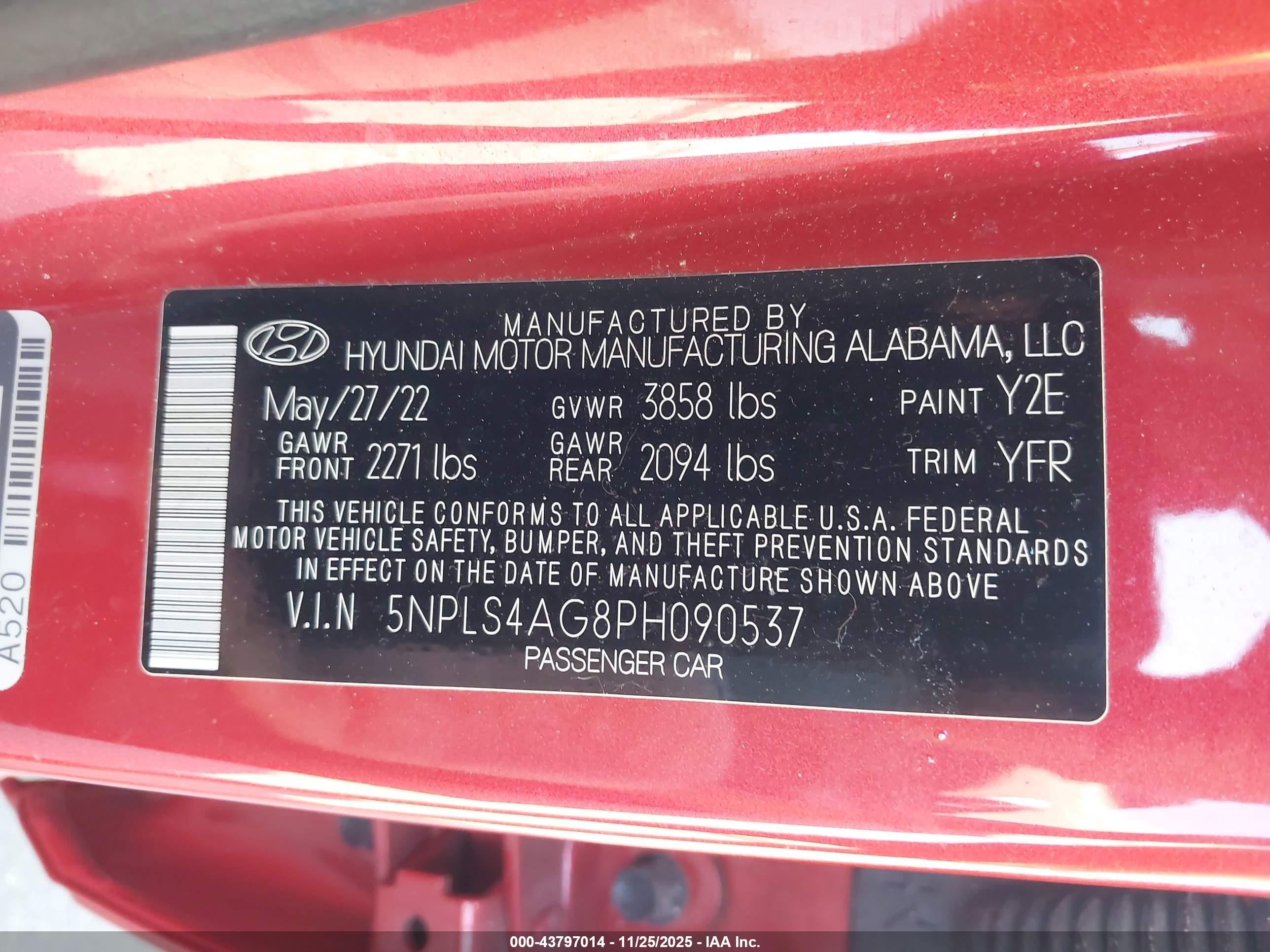 HYUNDAI ELANTRA image 9