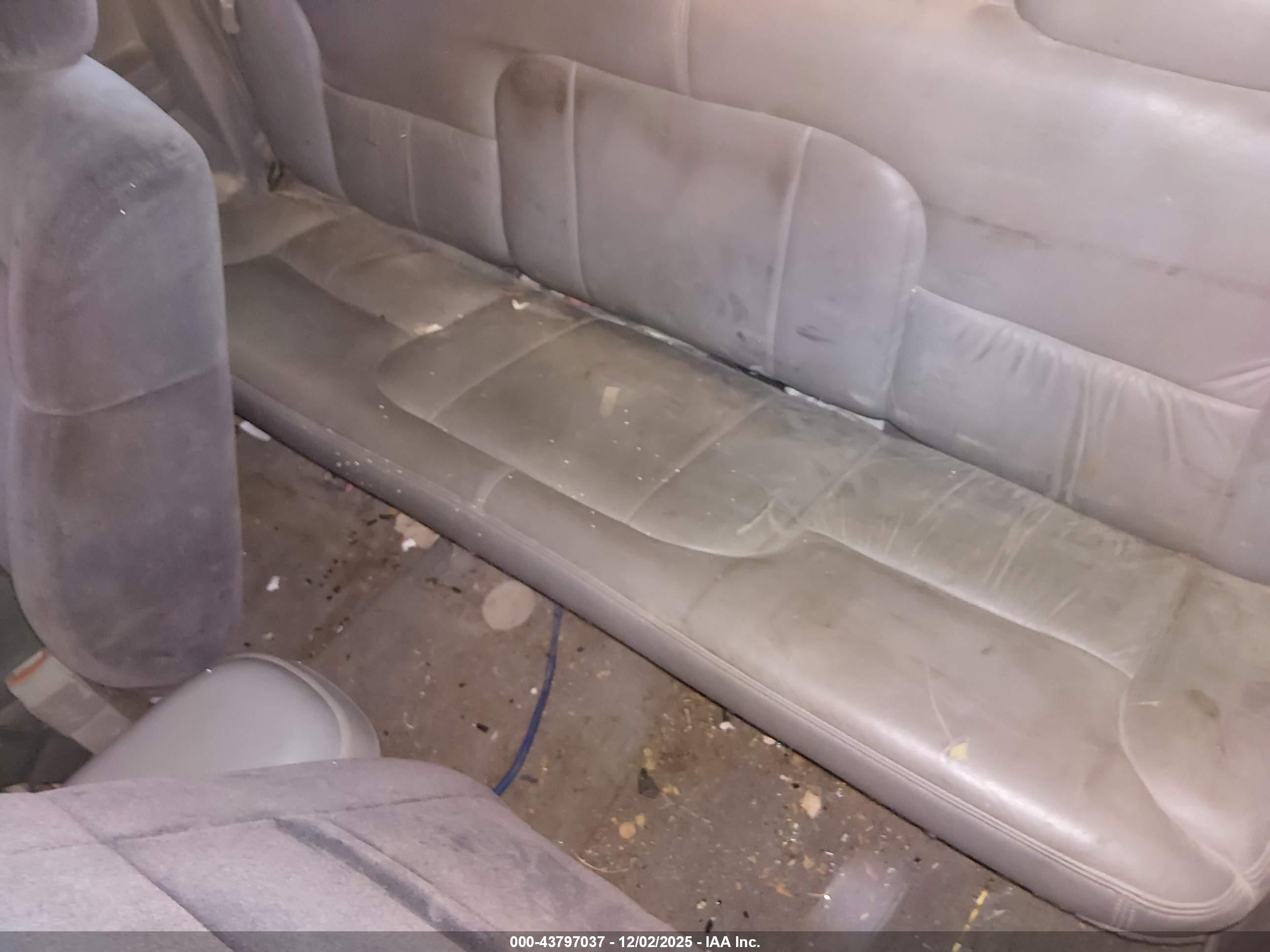 CHEVROLET K1500 image 8