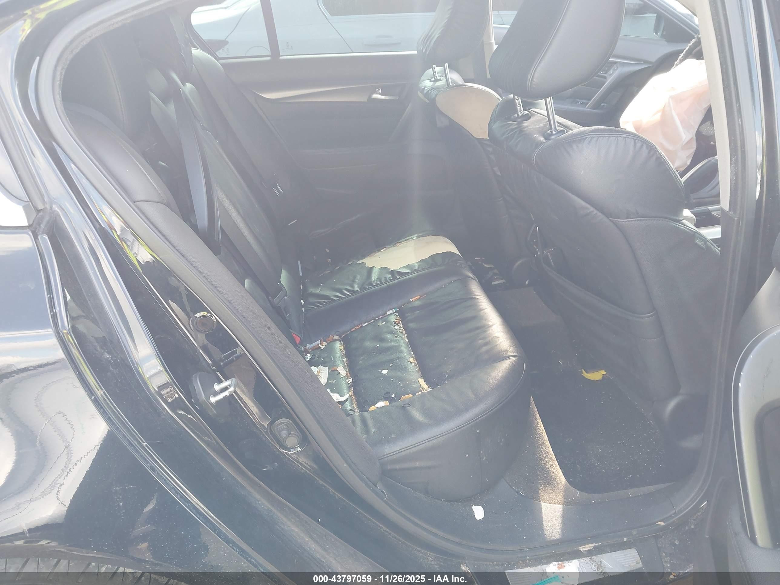 ACURA TL image 8