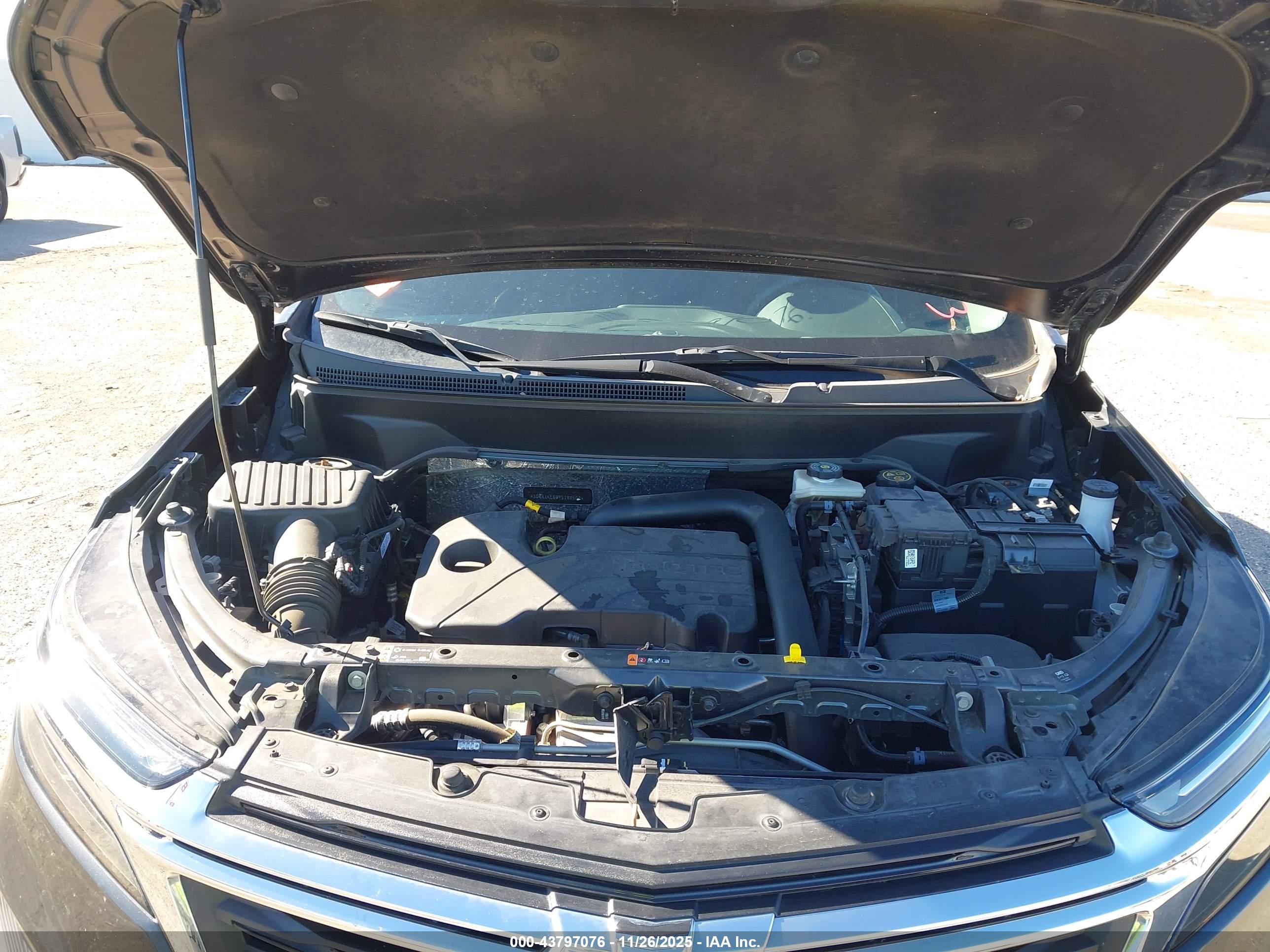 CHEVROLET EQUINOX image 10