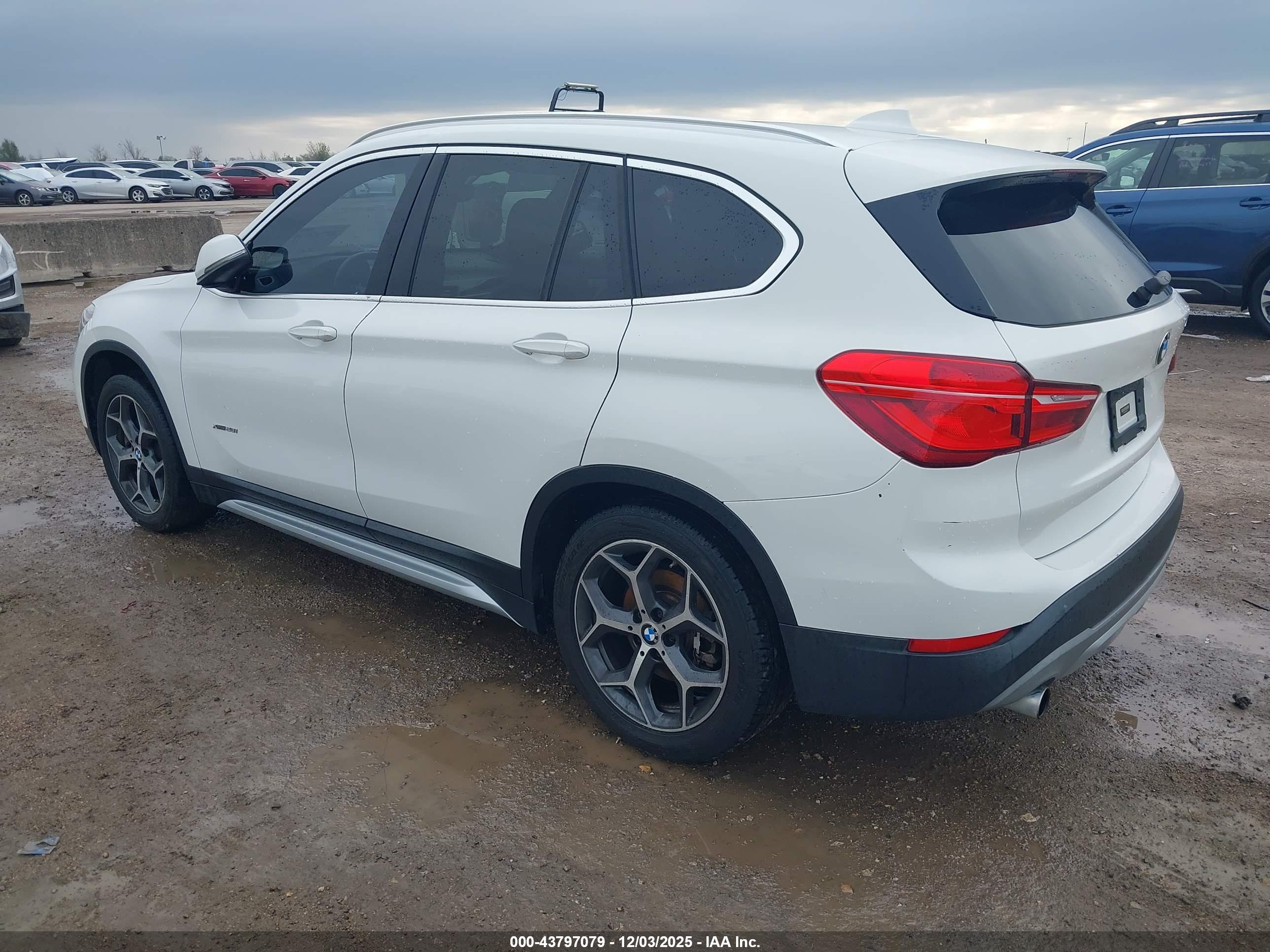 BMW X1 image 3