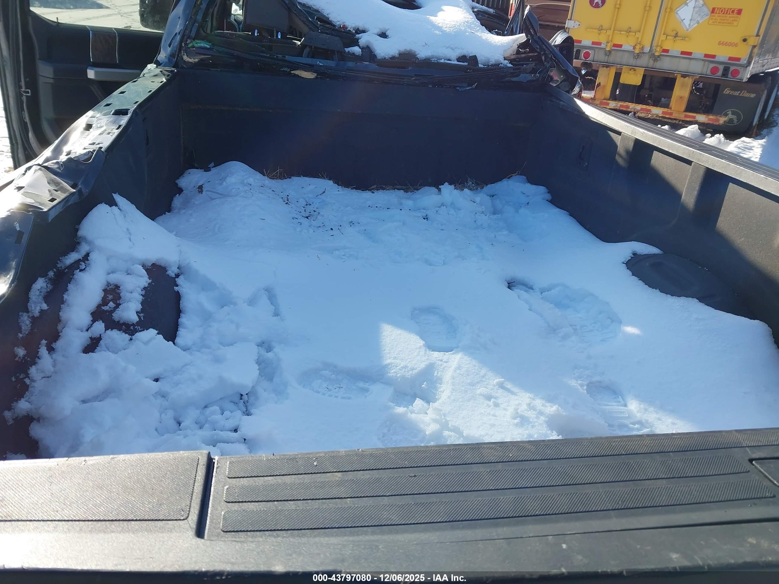 FORD F-450 image 7