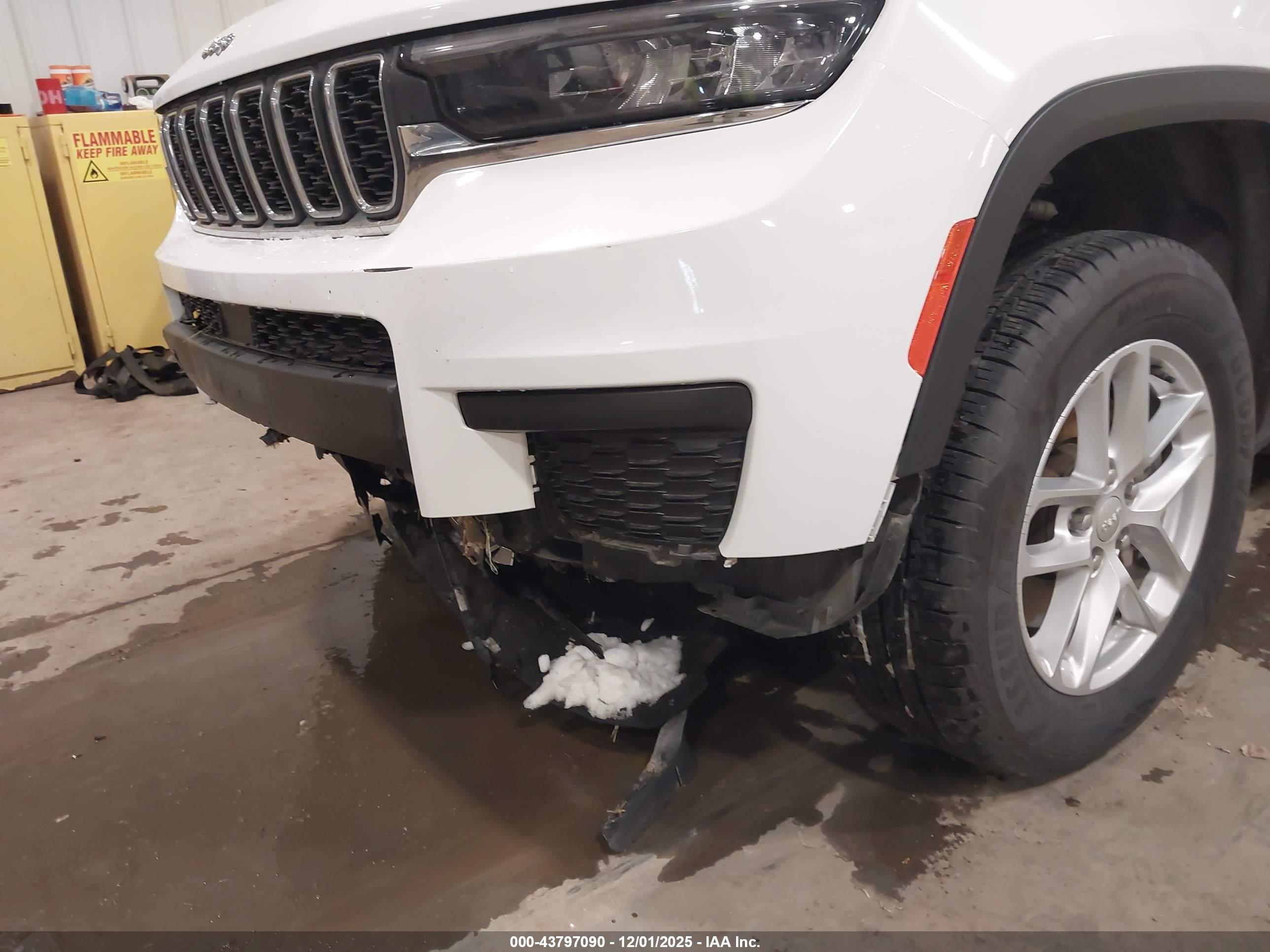 JEEP GRAND image 6