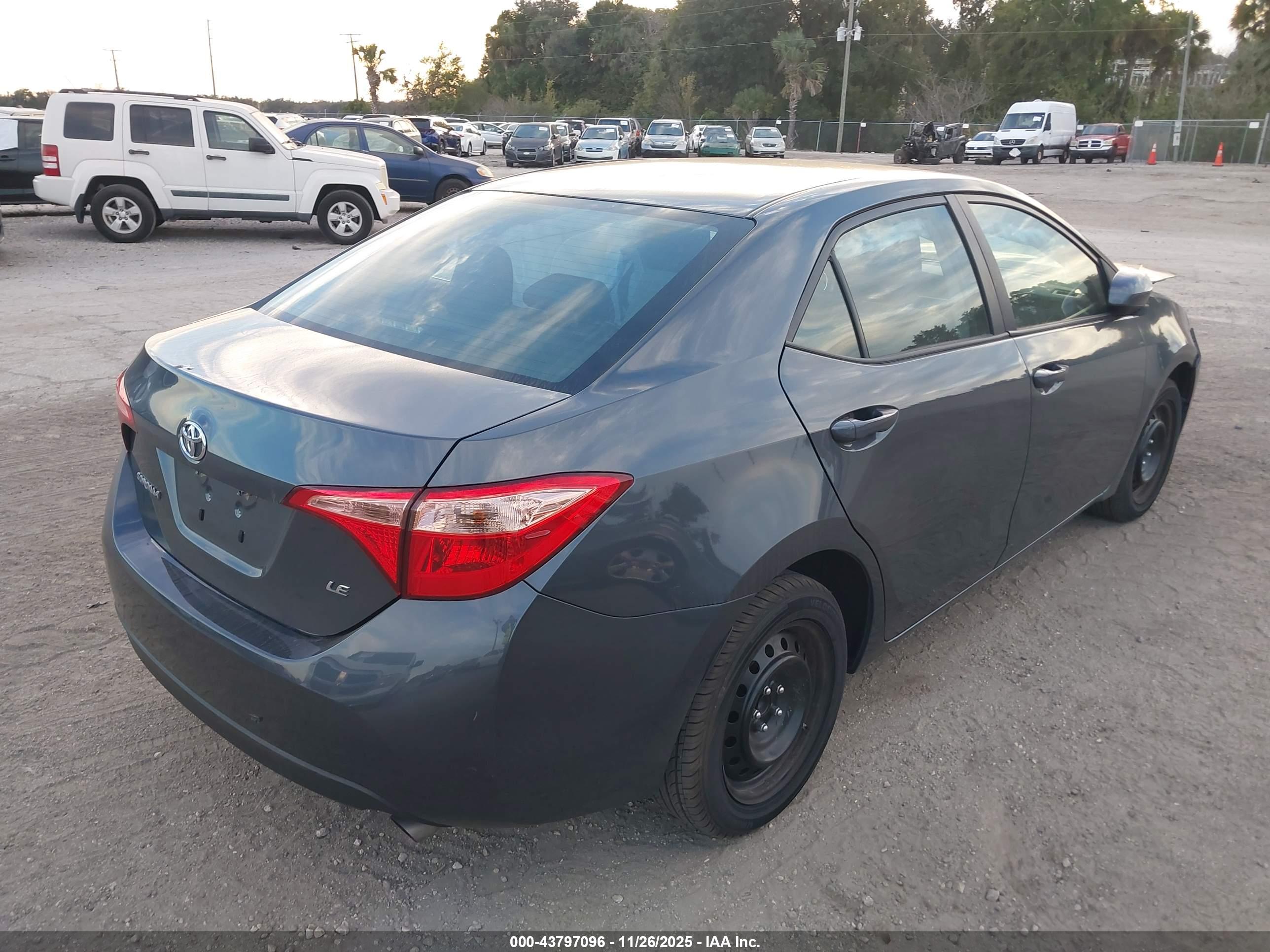 TOYOTA COROLLA image 4