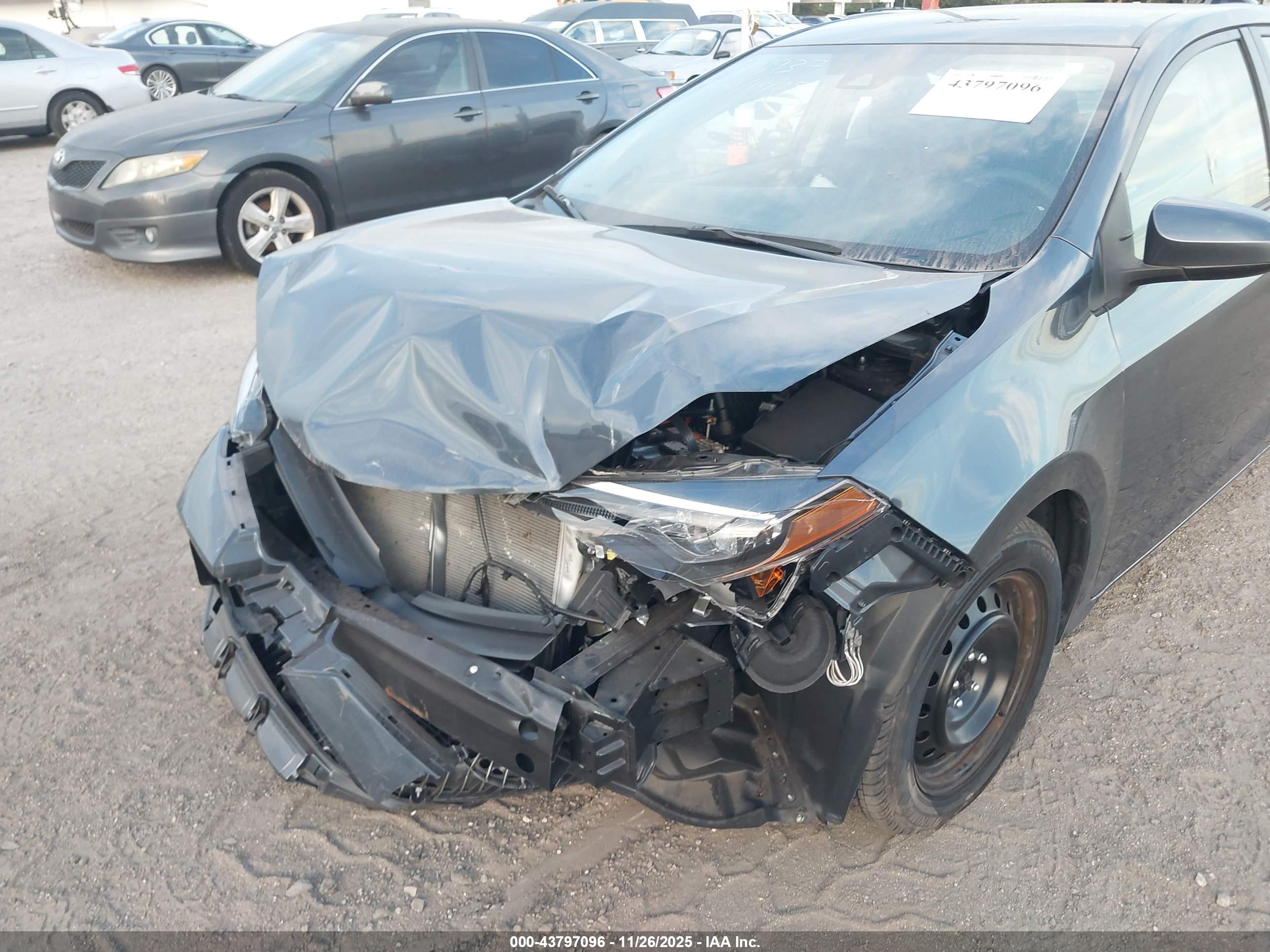 TOYOTA COROLLA image 6