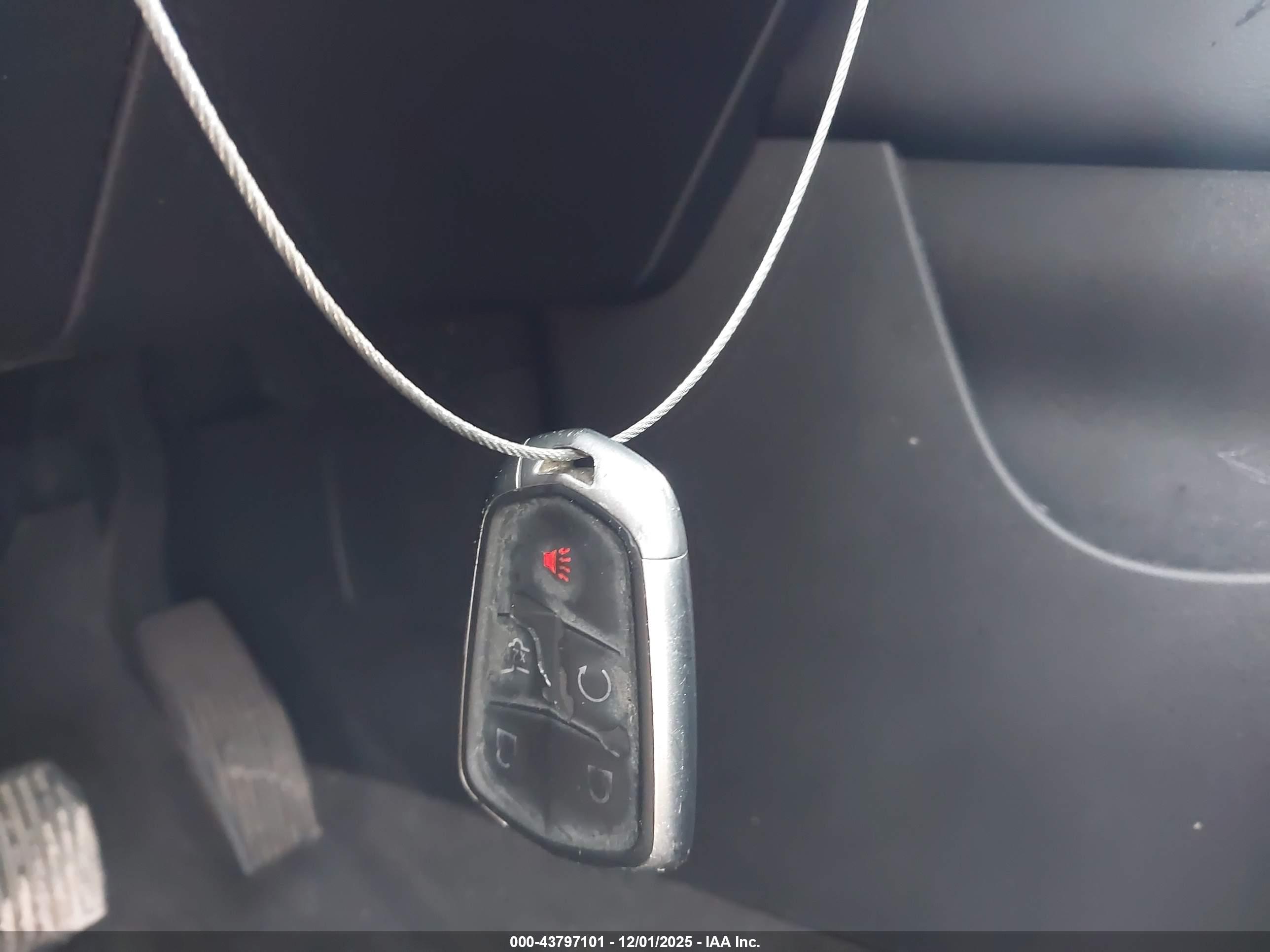 CADILLAC XT4 image 11
