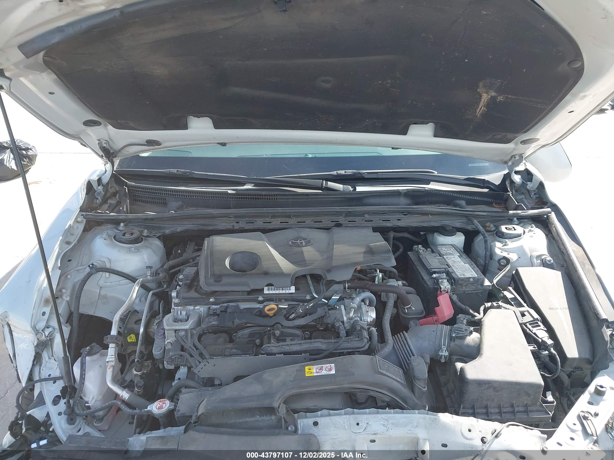 TOYOTA CAMRY image 10