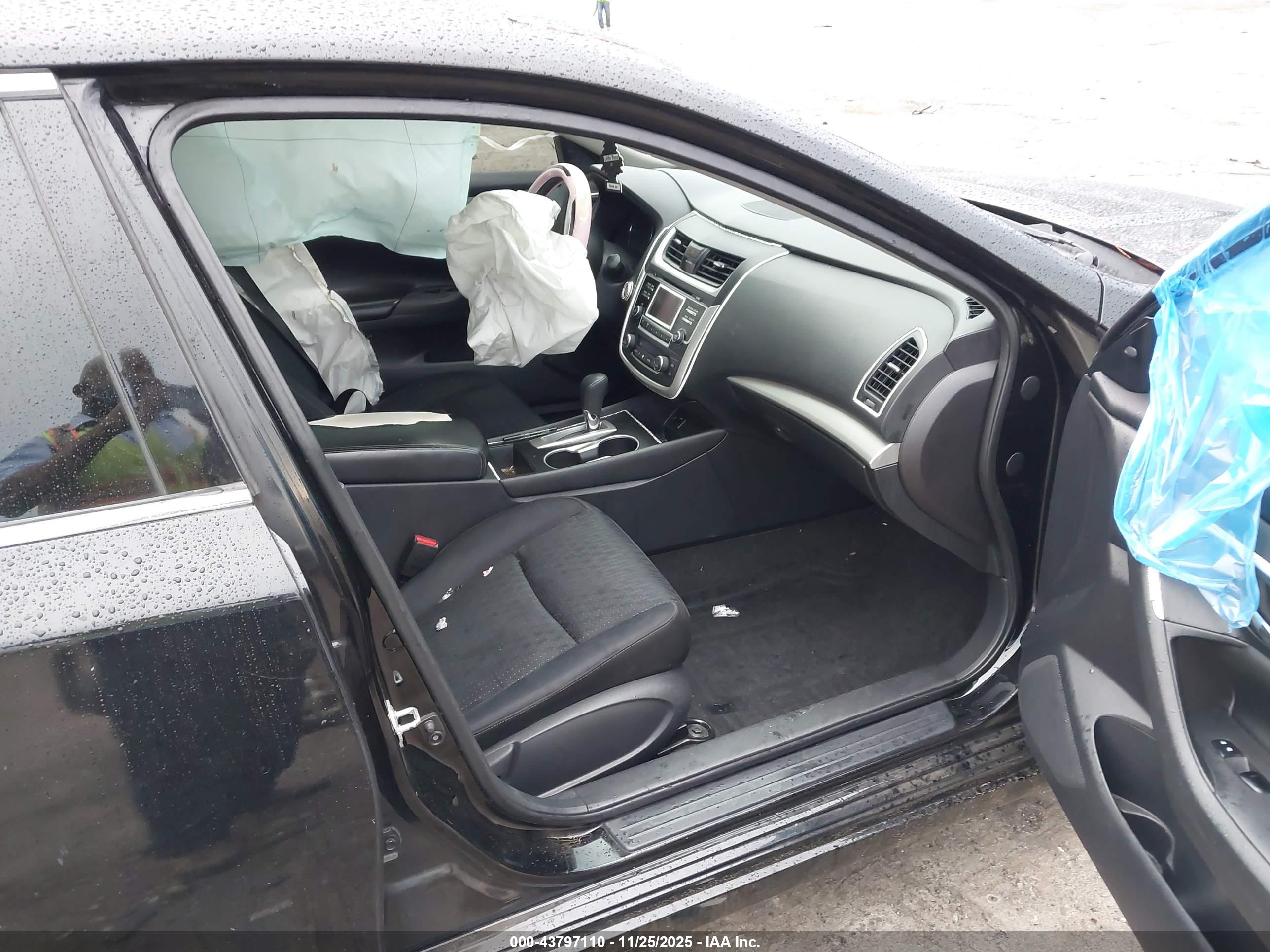 NISSAN ALTIMA image 5