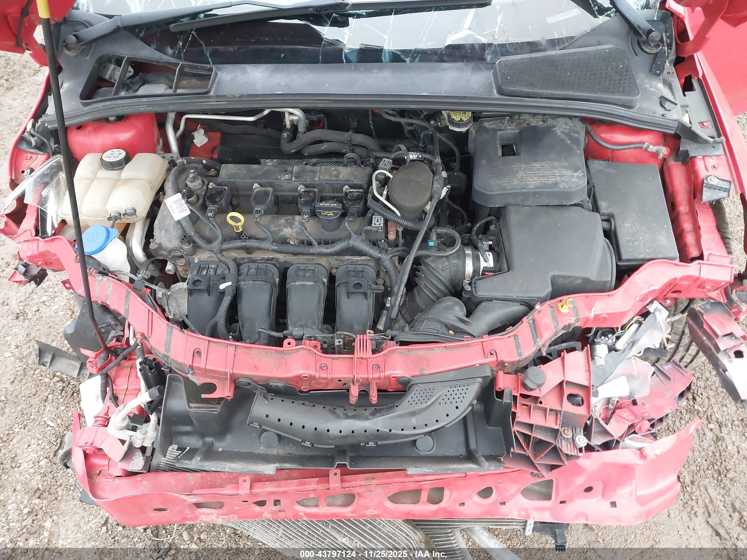 FORD FOCUS image 10