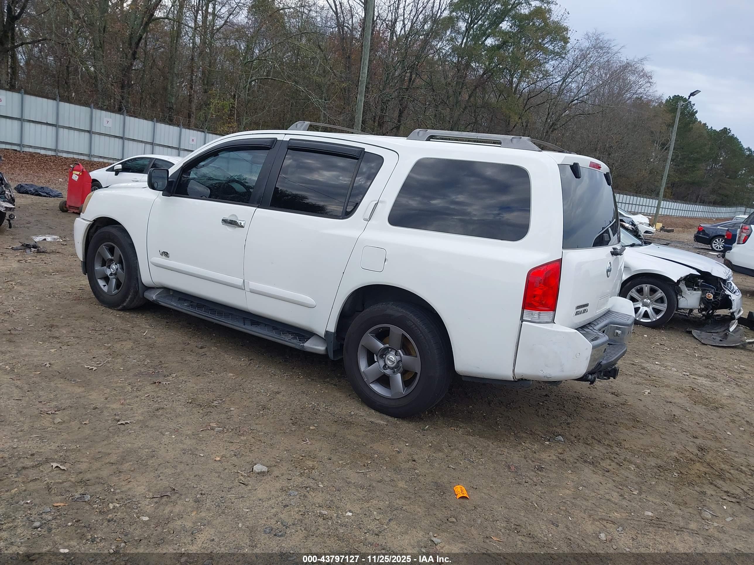 NISSAN PATHFINDER image 3