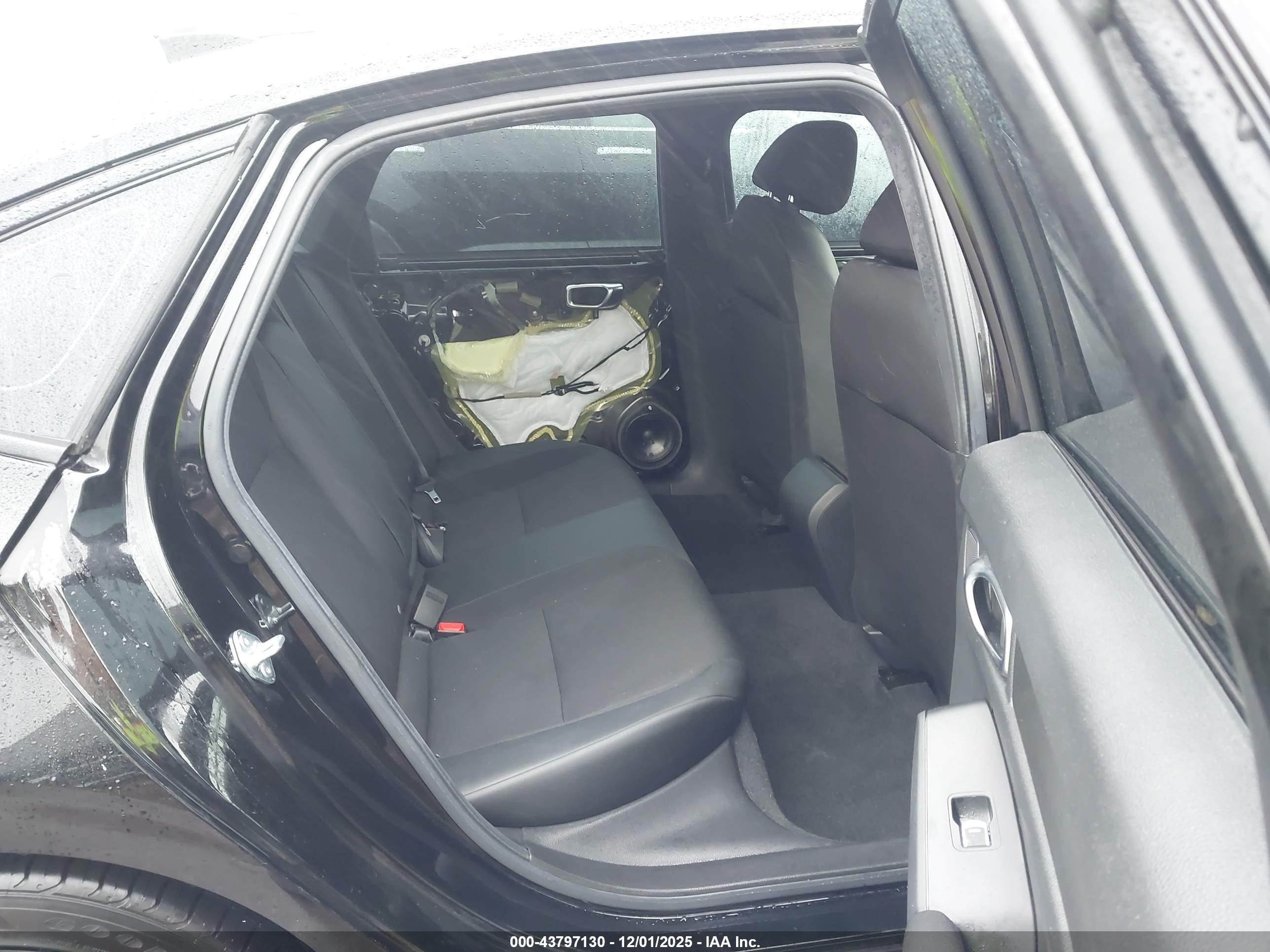 HONDA CIVIC image 8