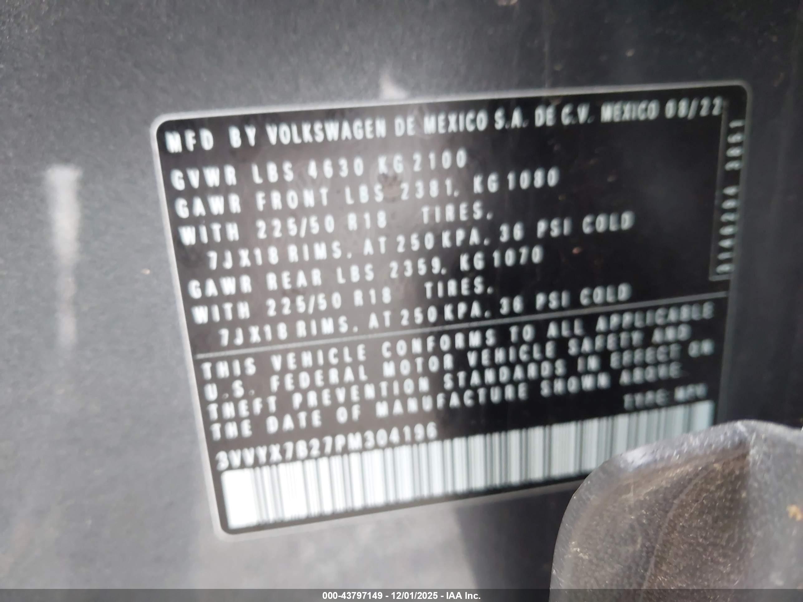 VOLKSWAGEN TAOS image 9