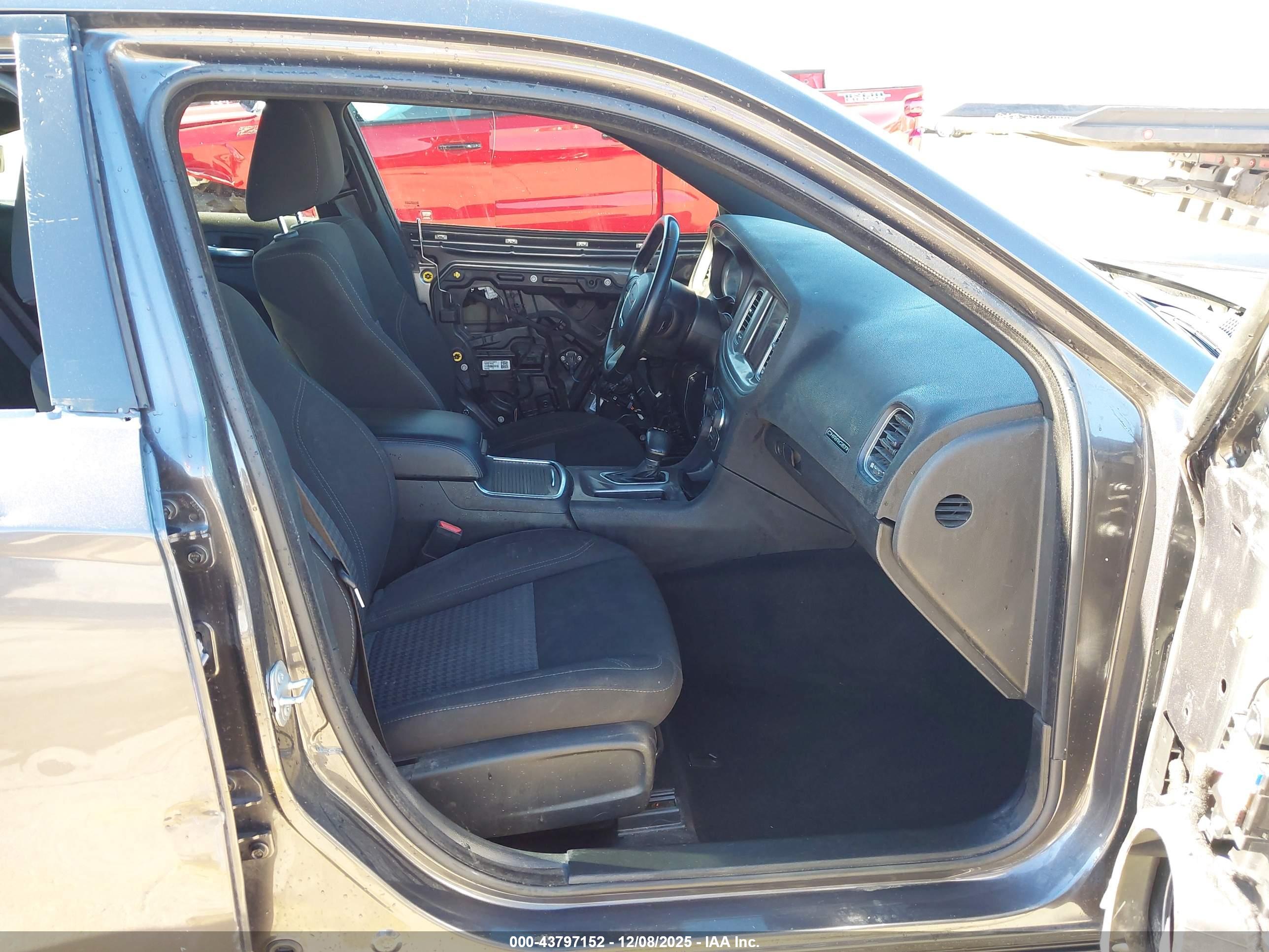 DODGE CHARGER image 5