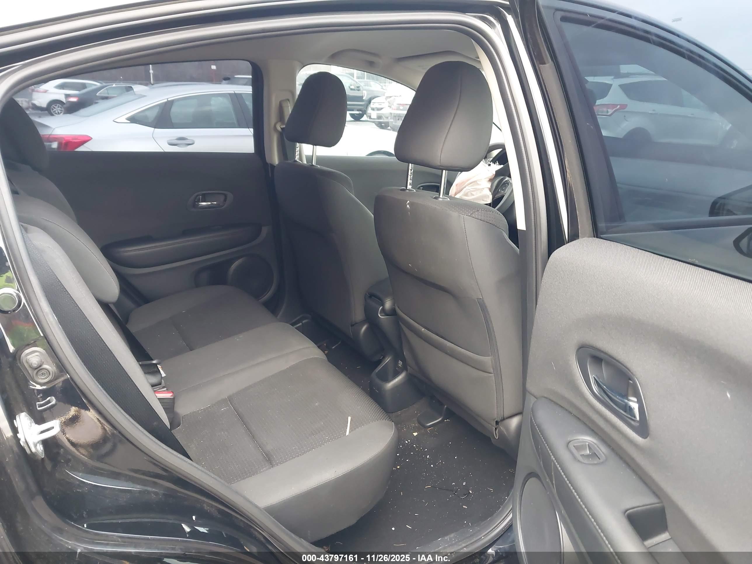 HONDA HR-V image 8