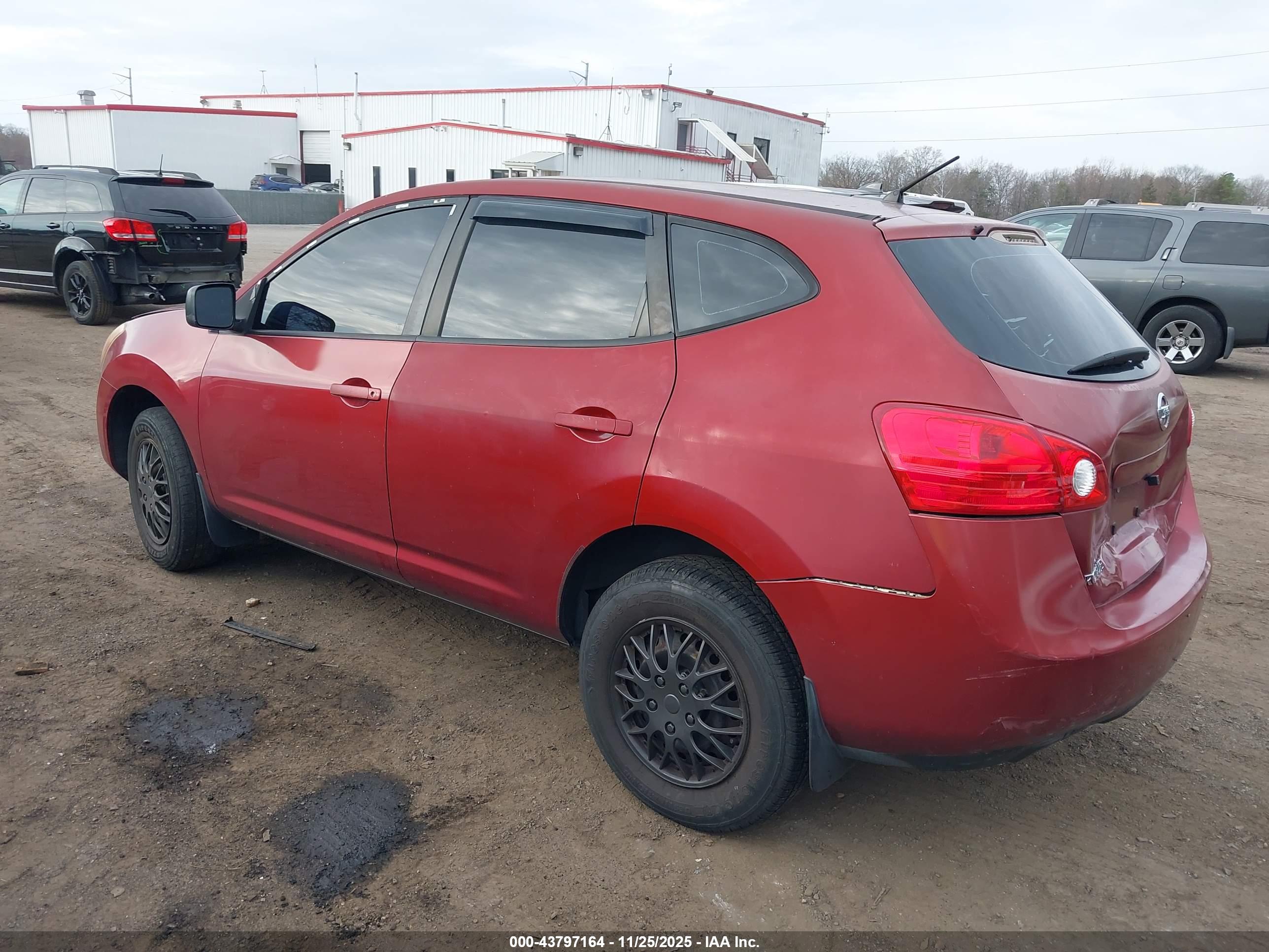 NISSAN ROGUE image 3