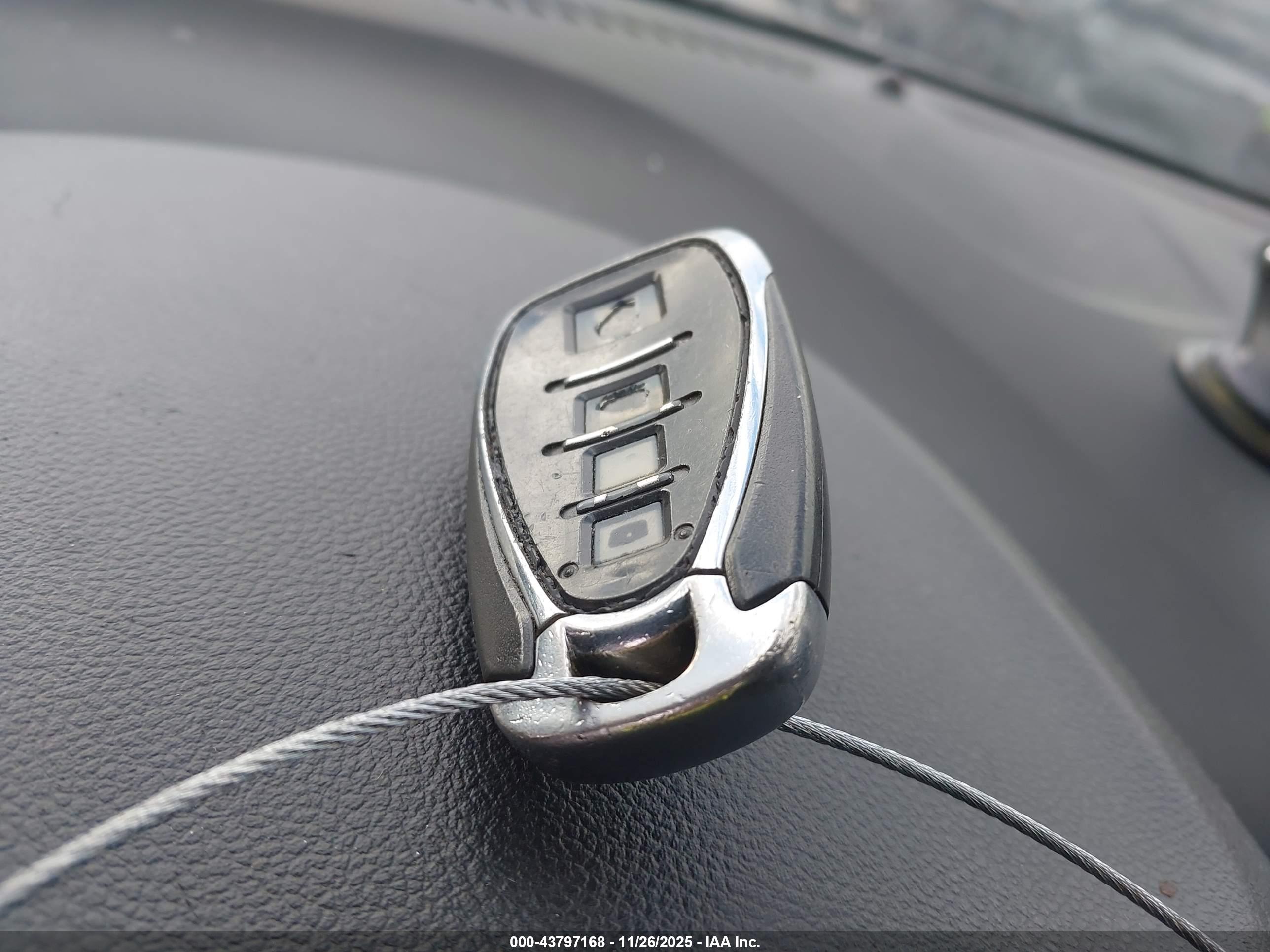 CHEVROLET TRAX image 11
