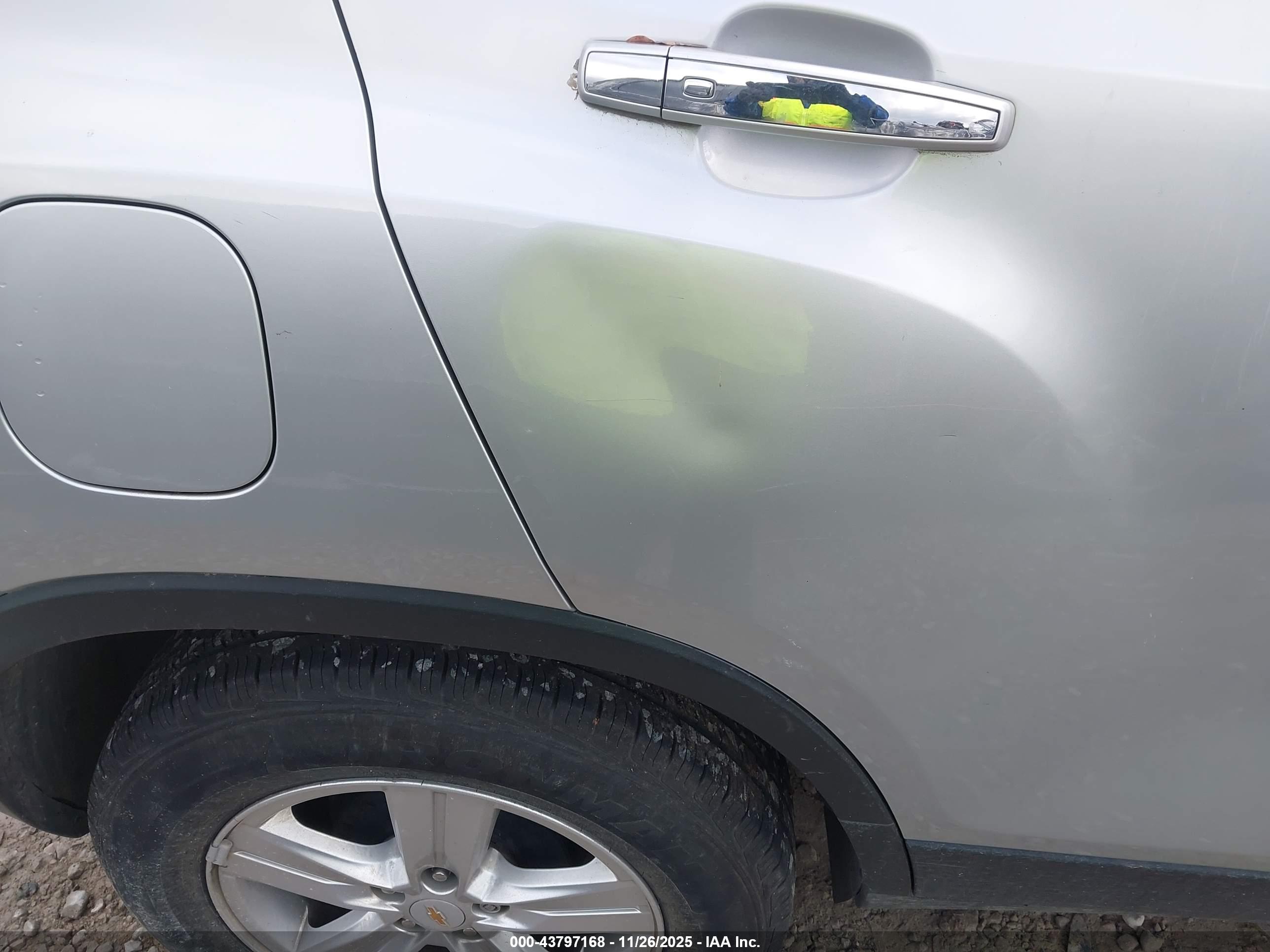 CHEVROLET TRAX image 6