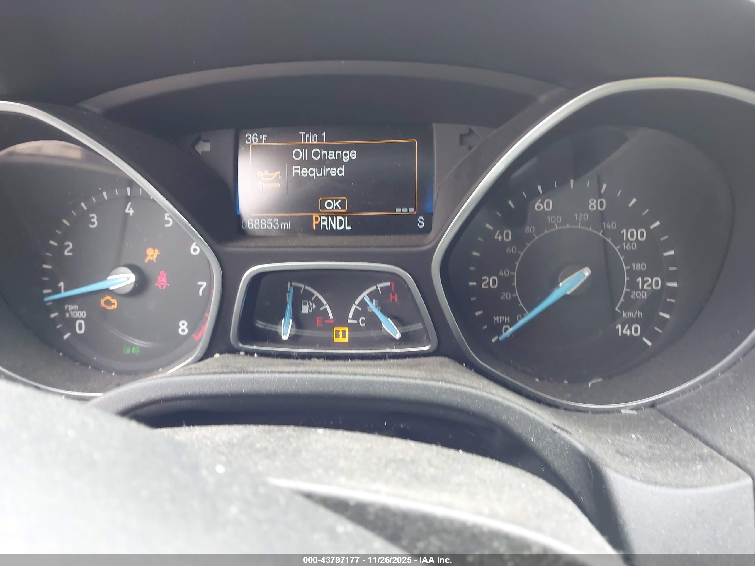 FORD FOCUS image 7