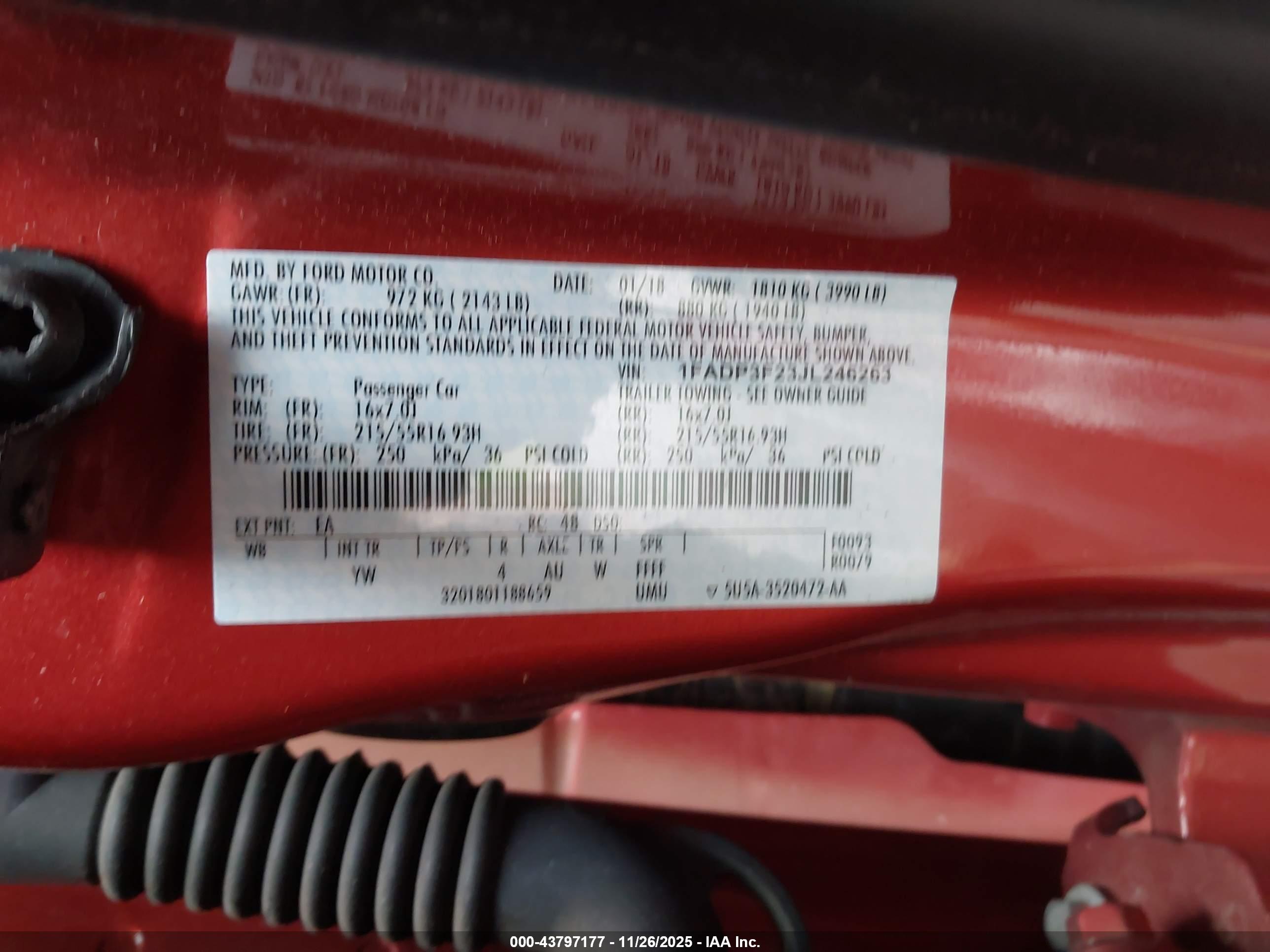 FORD FOCUS image 9