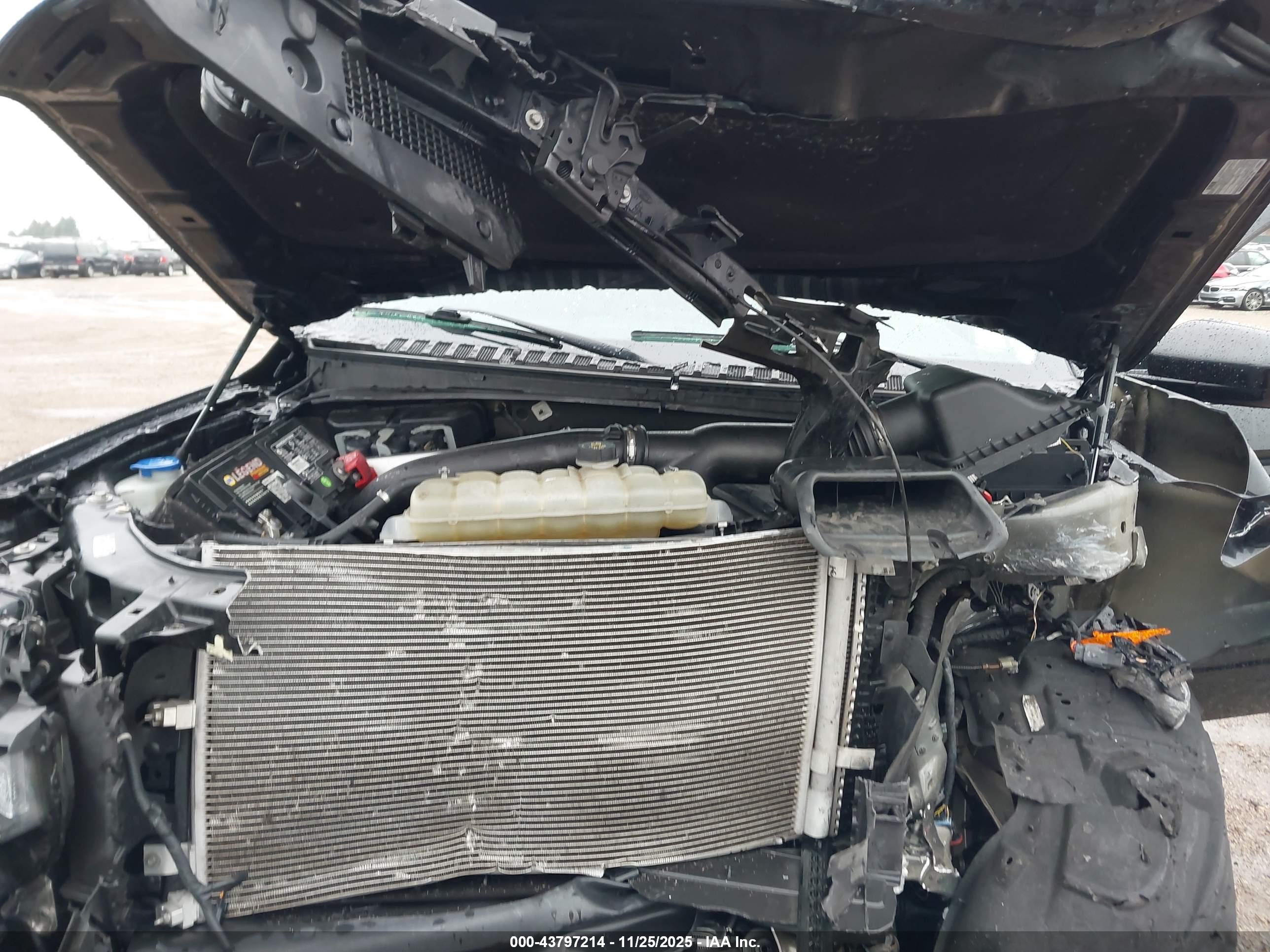 FORD EXPEDITION image 10